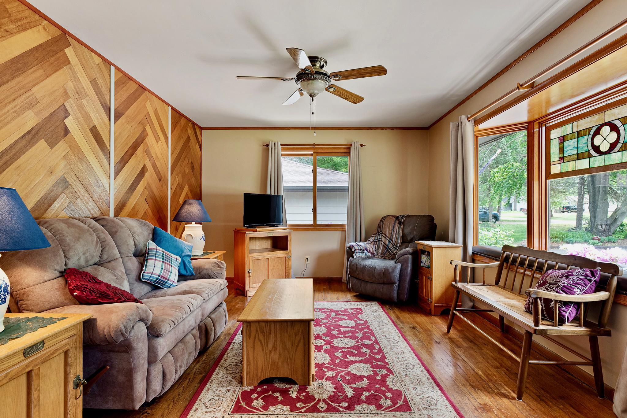 5584 266th Street Property Photo 5