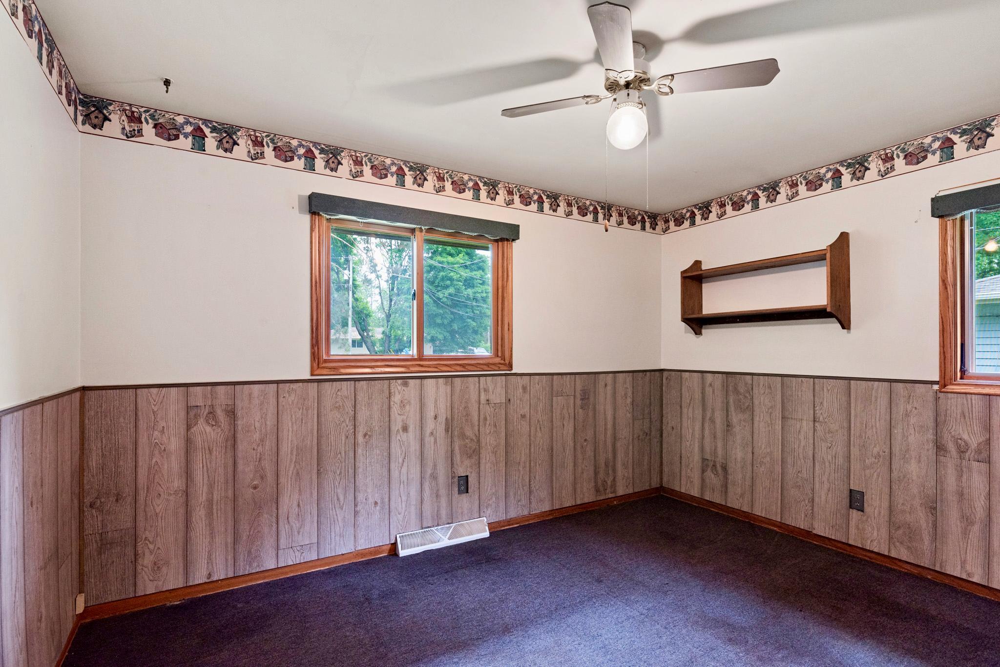 5584 266th Street Property Photo 9