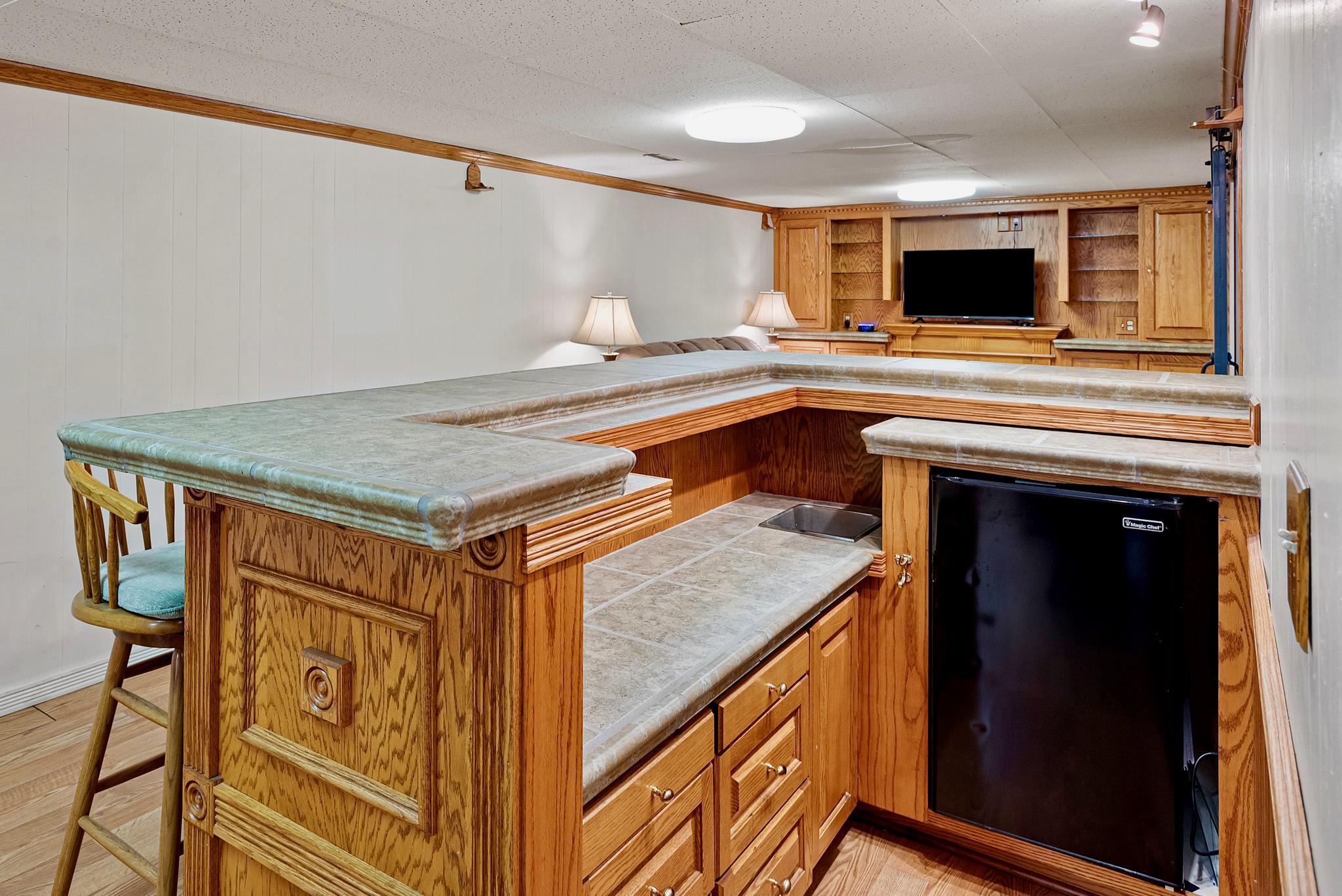 5584 266th Street Property Photo 14