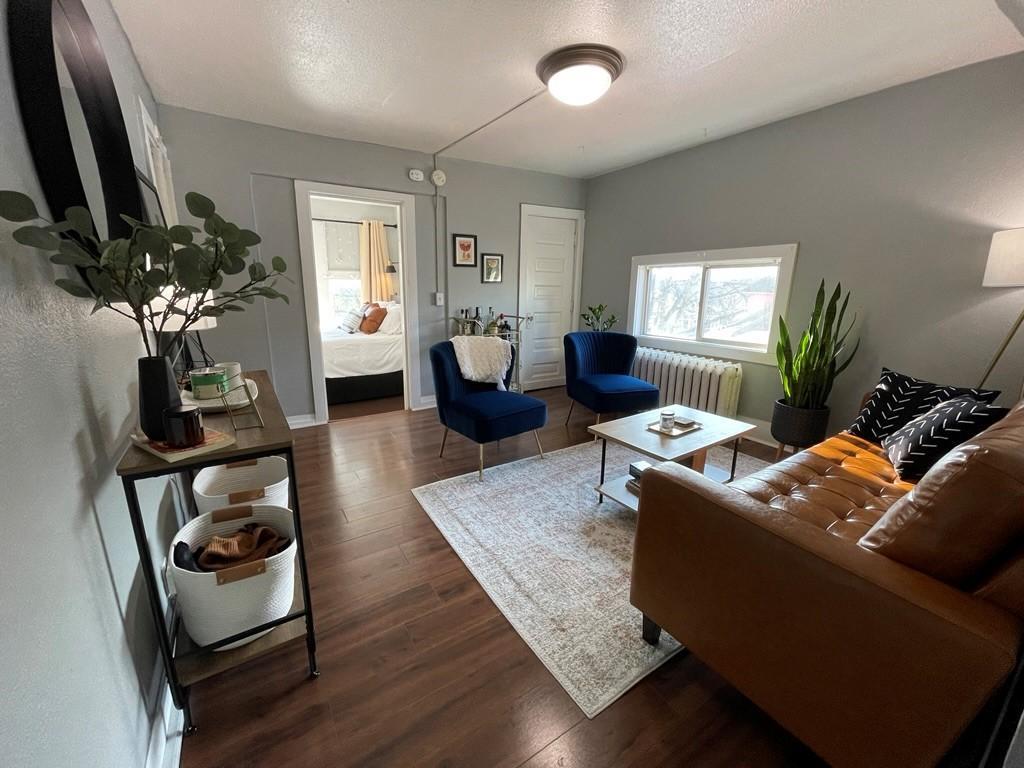 3108 Elliot Avenue Property Photo 2