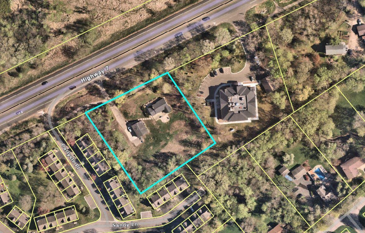 17101 Highway 7 Property Photo 2