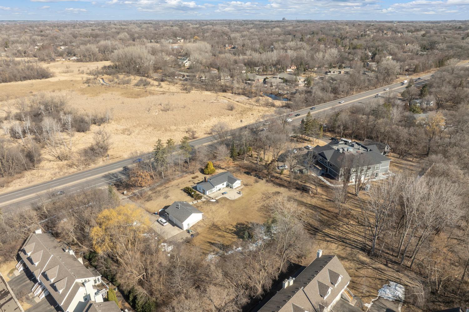 17101 Highway 7 Property Photo 11