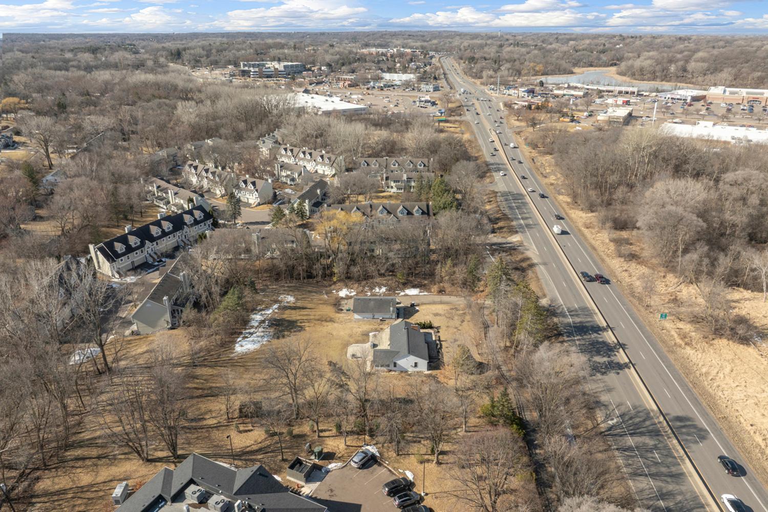 17101 Highway 7 Property Photo 12