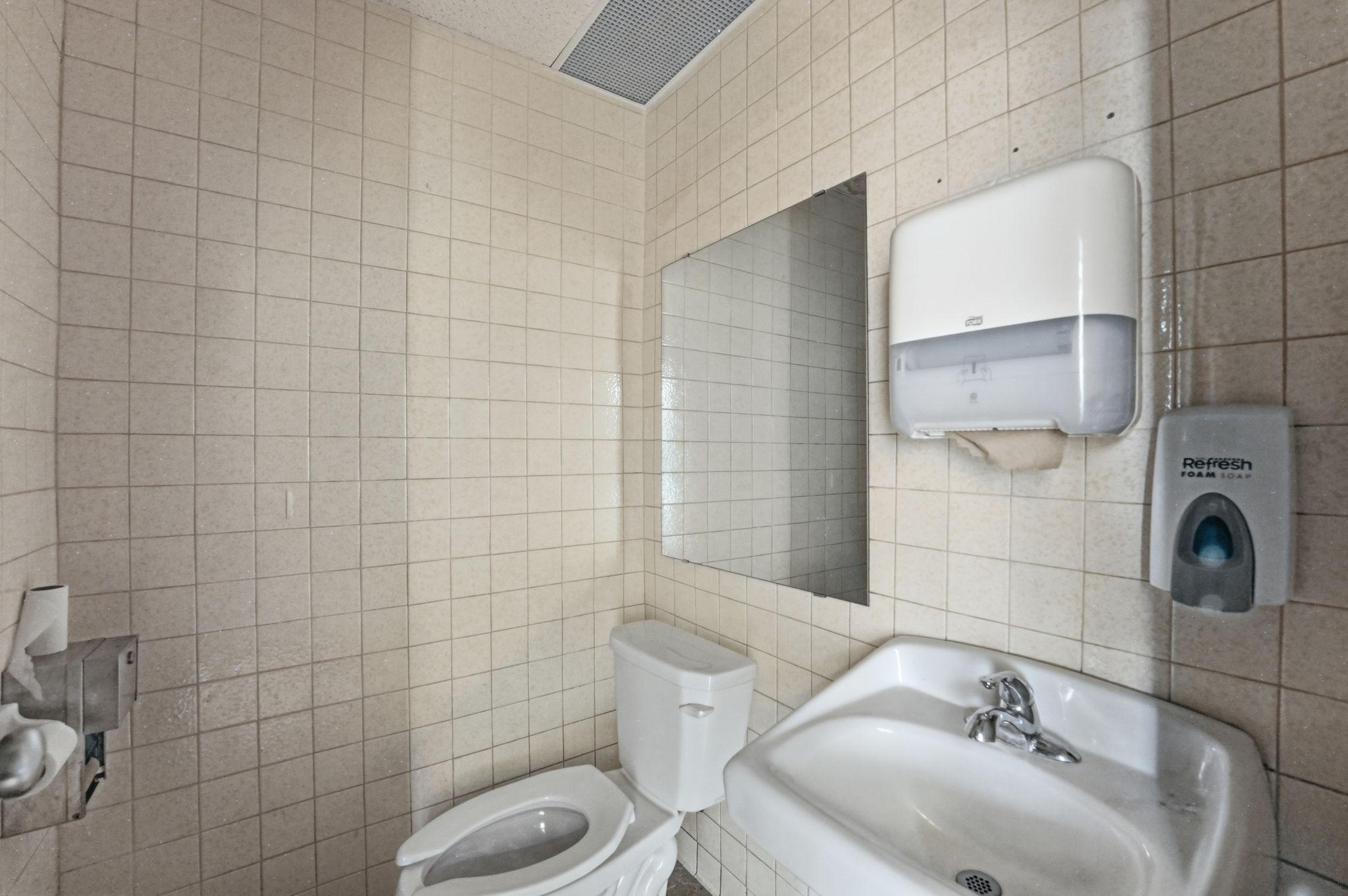 19 5th Avenue S Property Photo 33