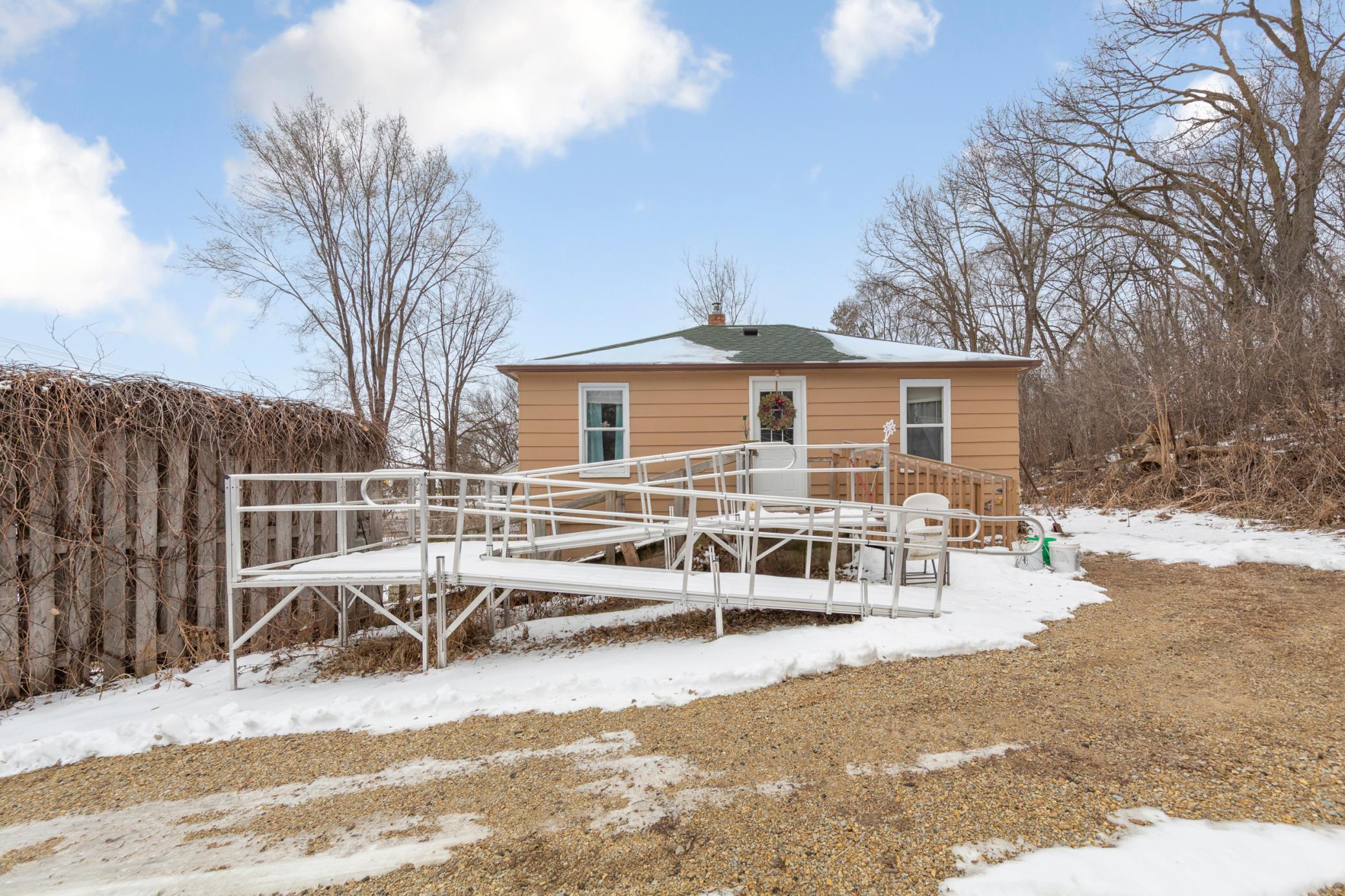 19823 Roberds Lake Boulevard Property Photo 11