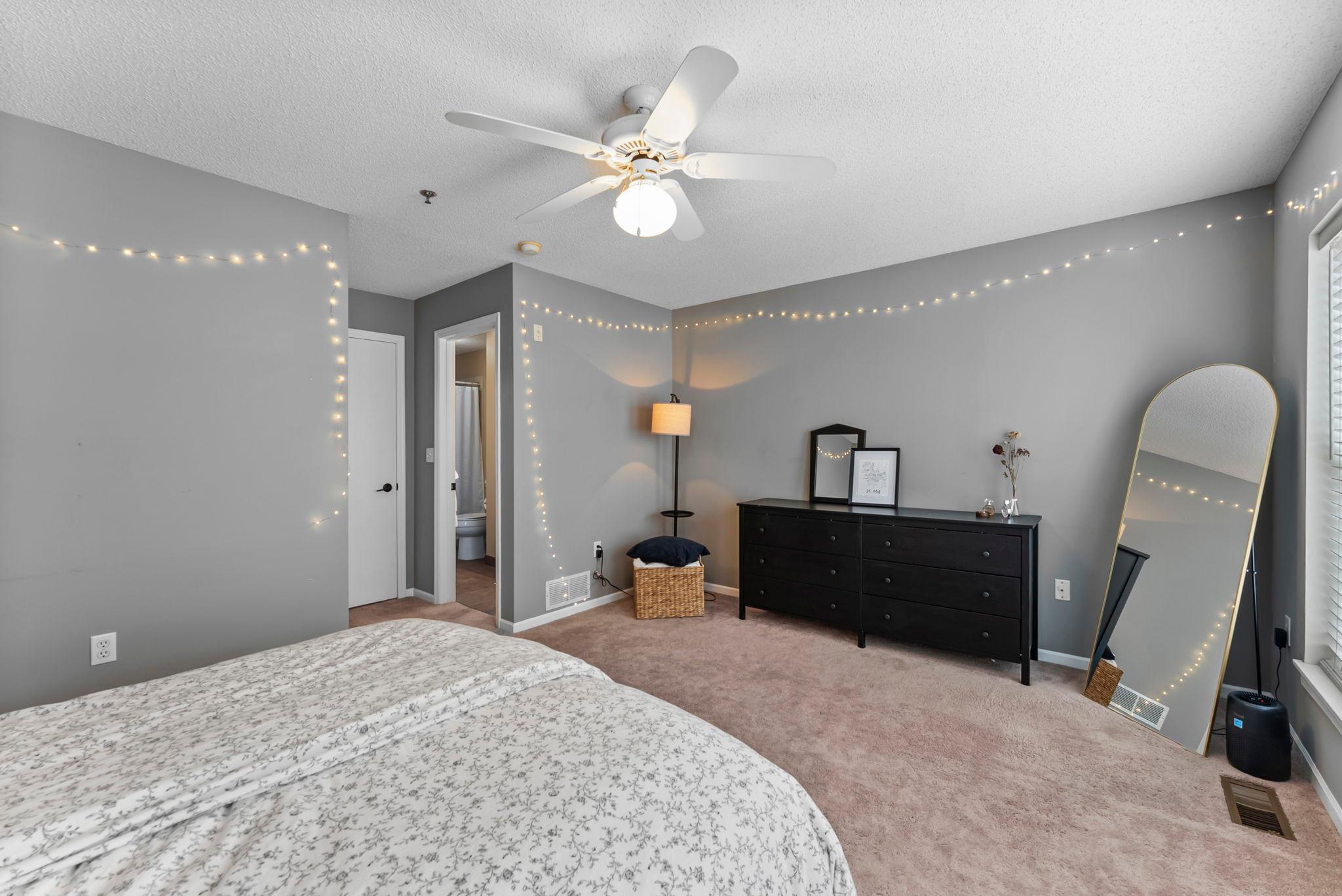 645 N 1st Street 139 Property Photo 25
