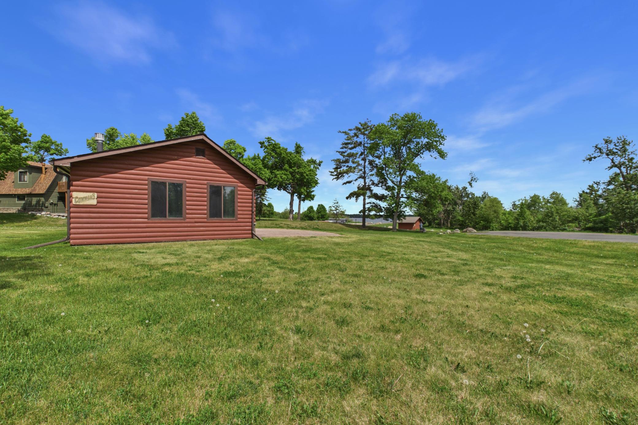 454 Wagon Wheel Drive Se 17 Property Photo 42