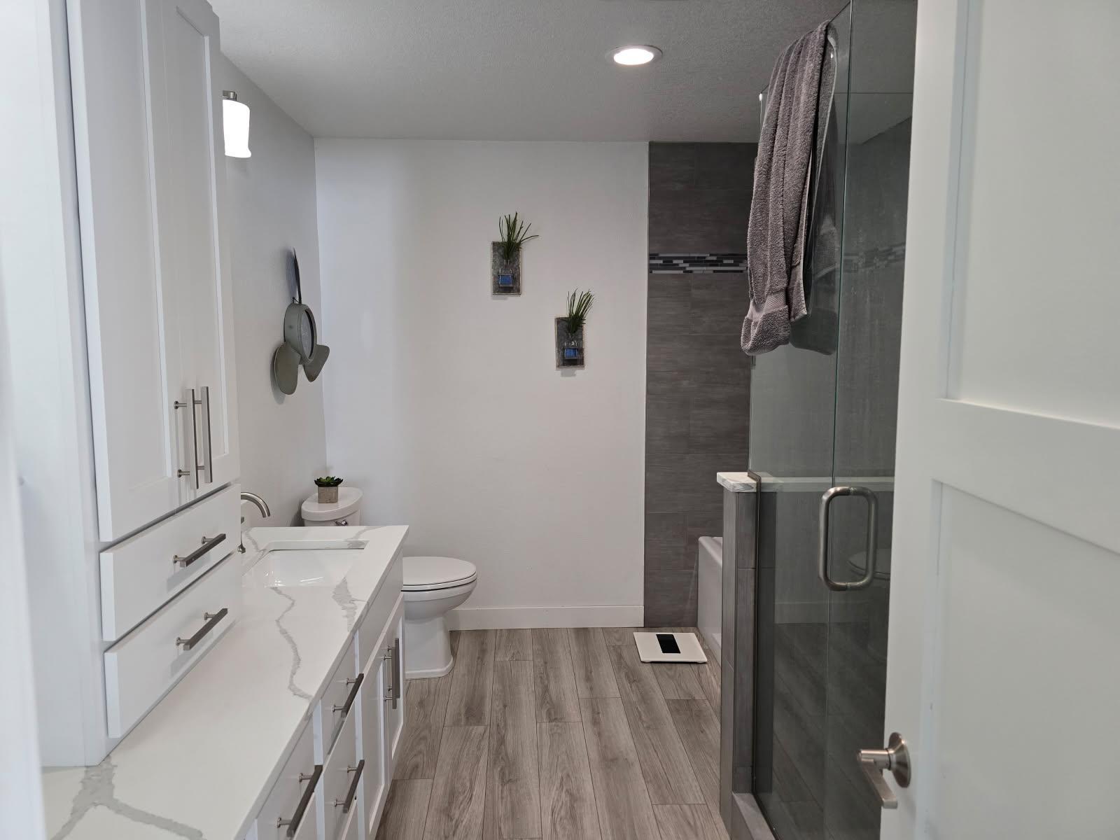 742 Shorewood Drive Property Photo 13