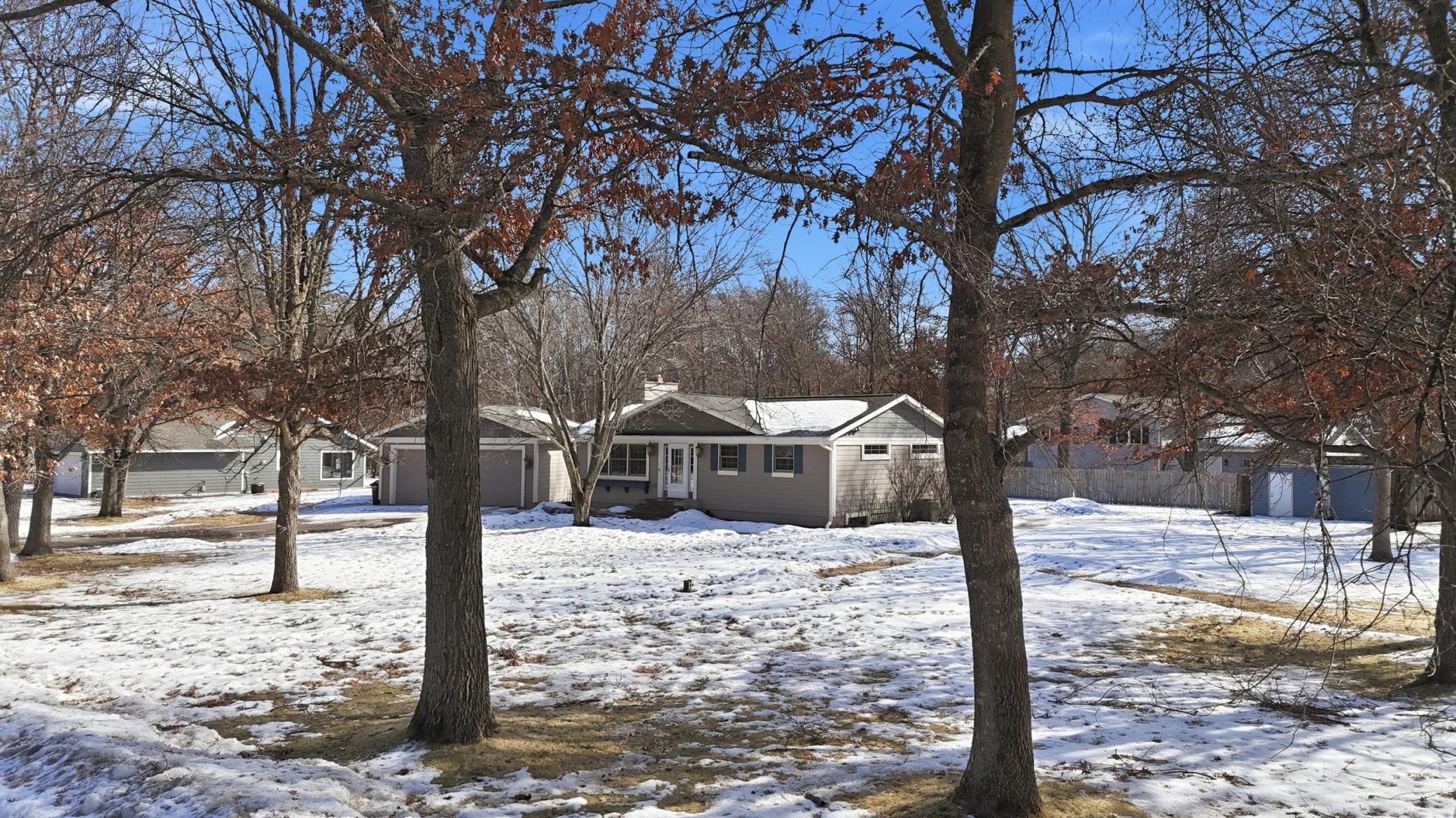 4733 Oak Street Property Photo 1