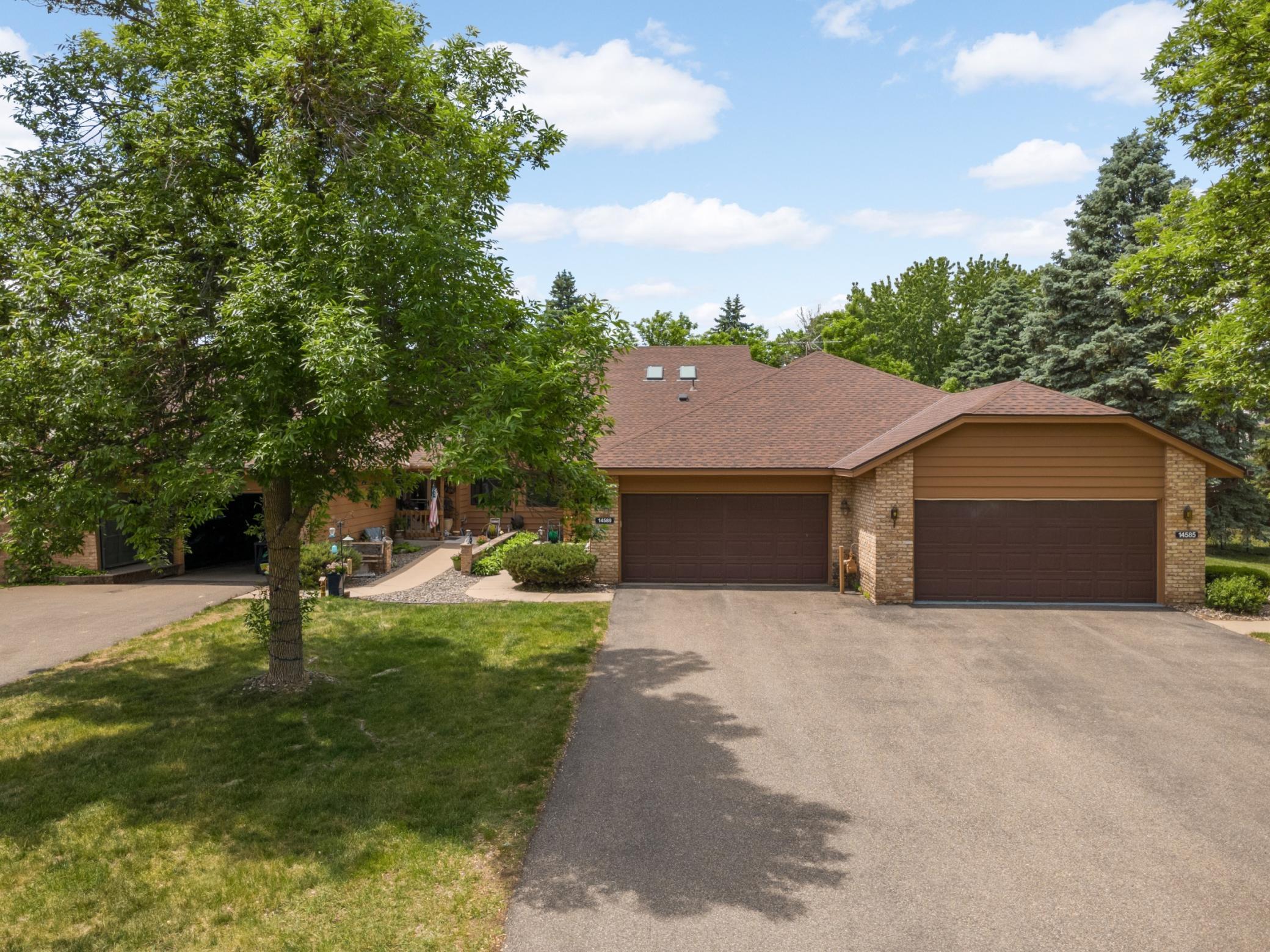 14589 Embassy Avenue Property Photo 2
