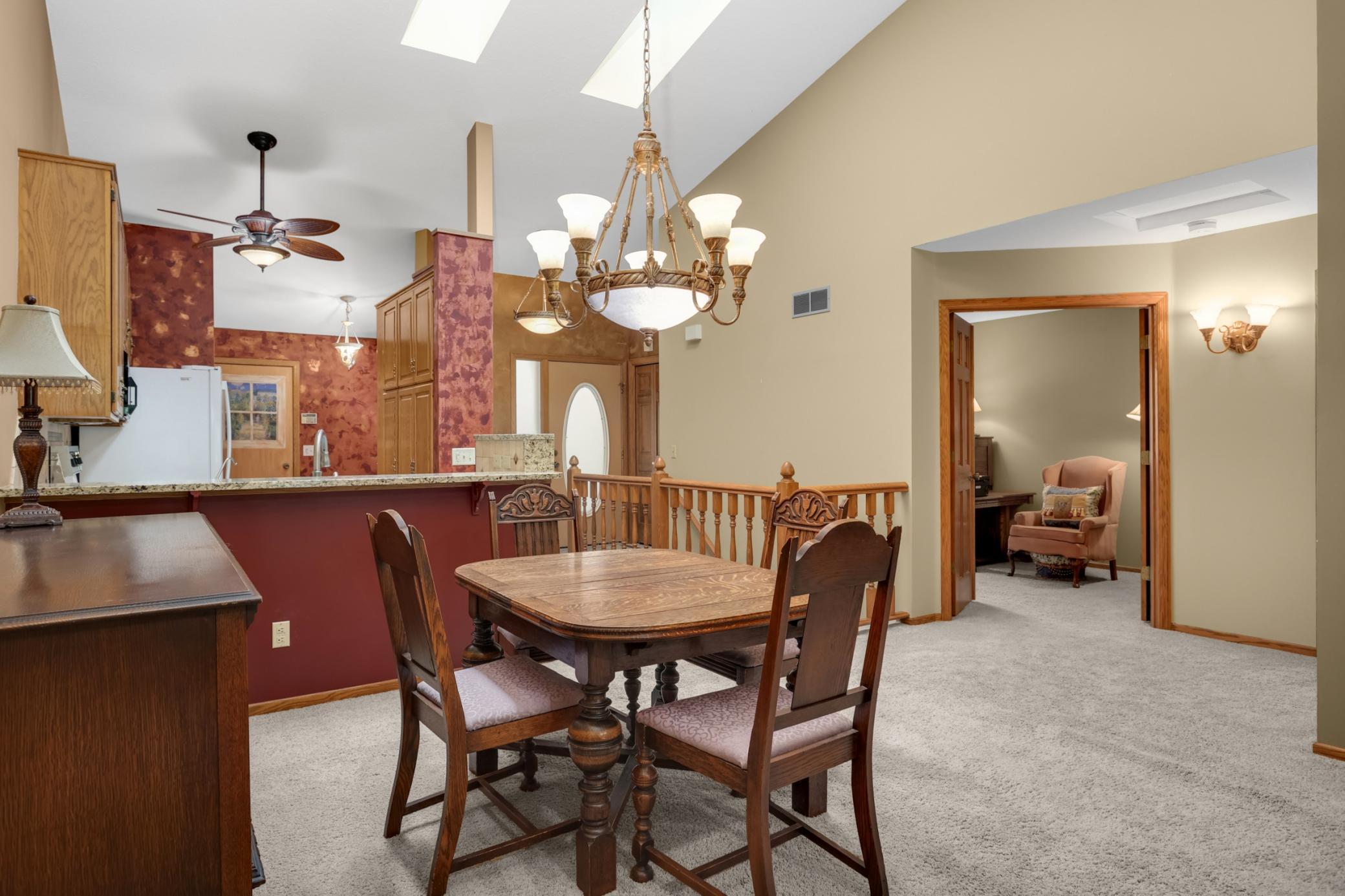 14589 Embassy Avenue Property Photo 12