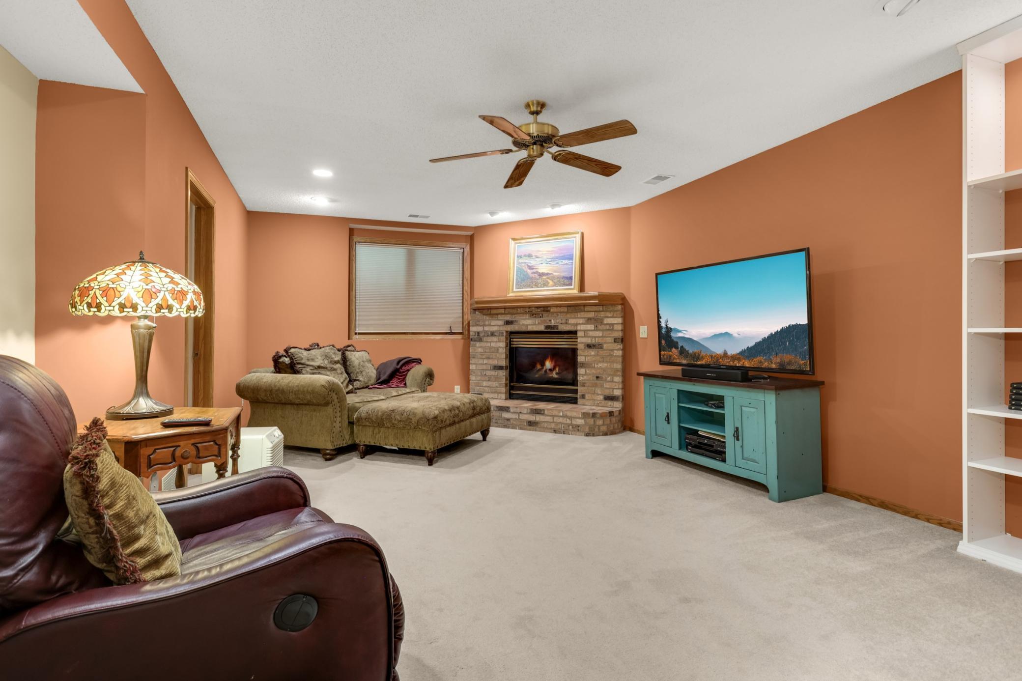 14589 Embassy Avenue Property Photo 20