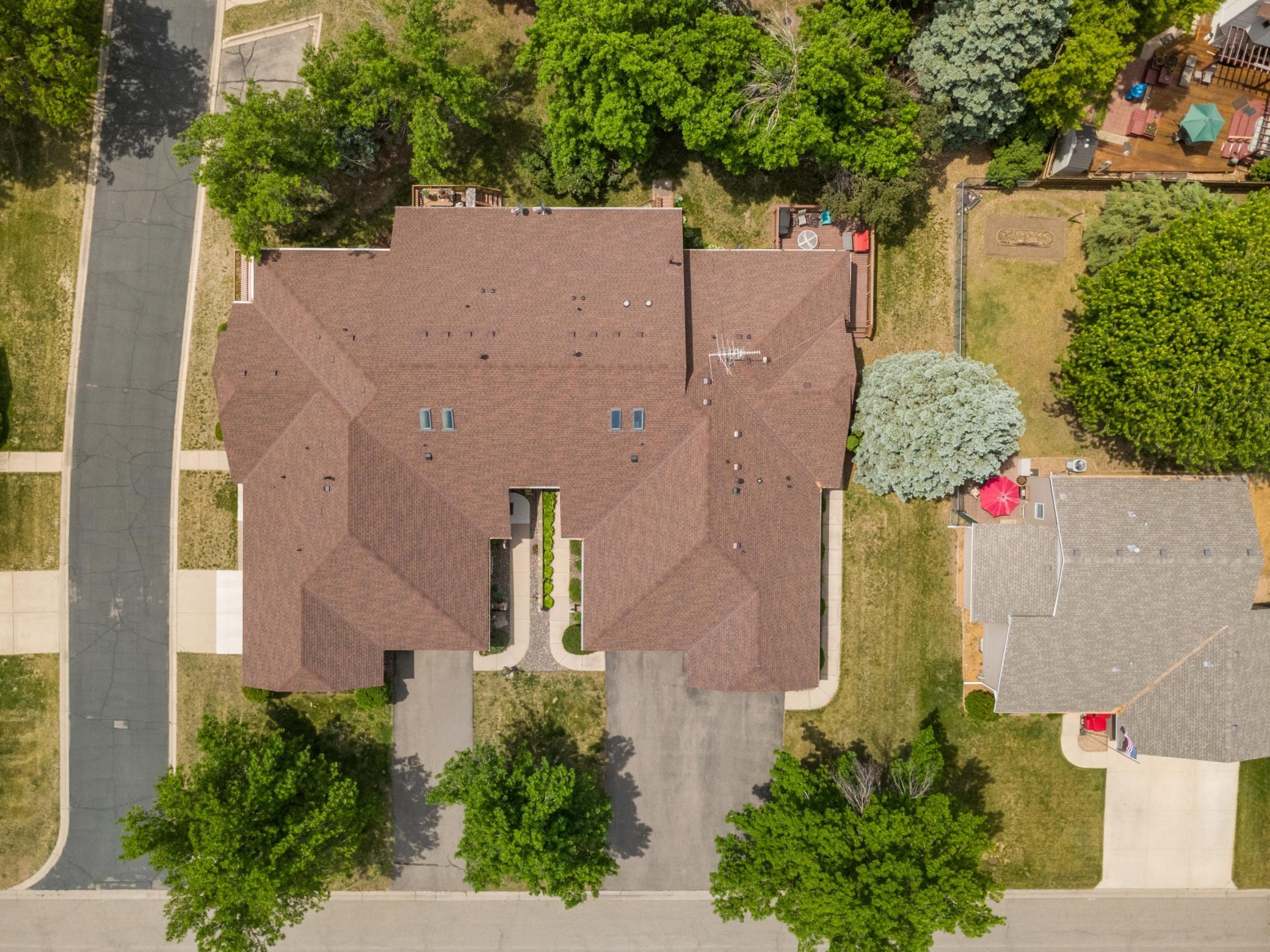 14589 Embassy Avenue Property Photo 29