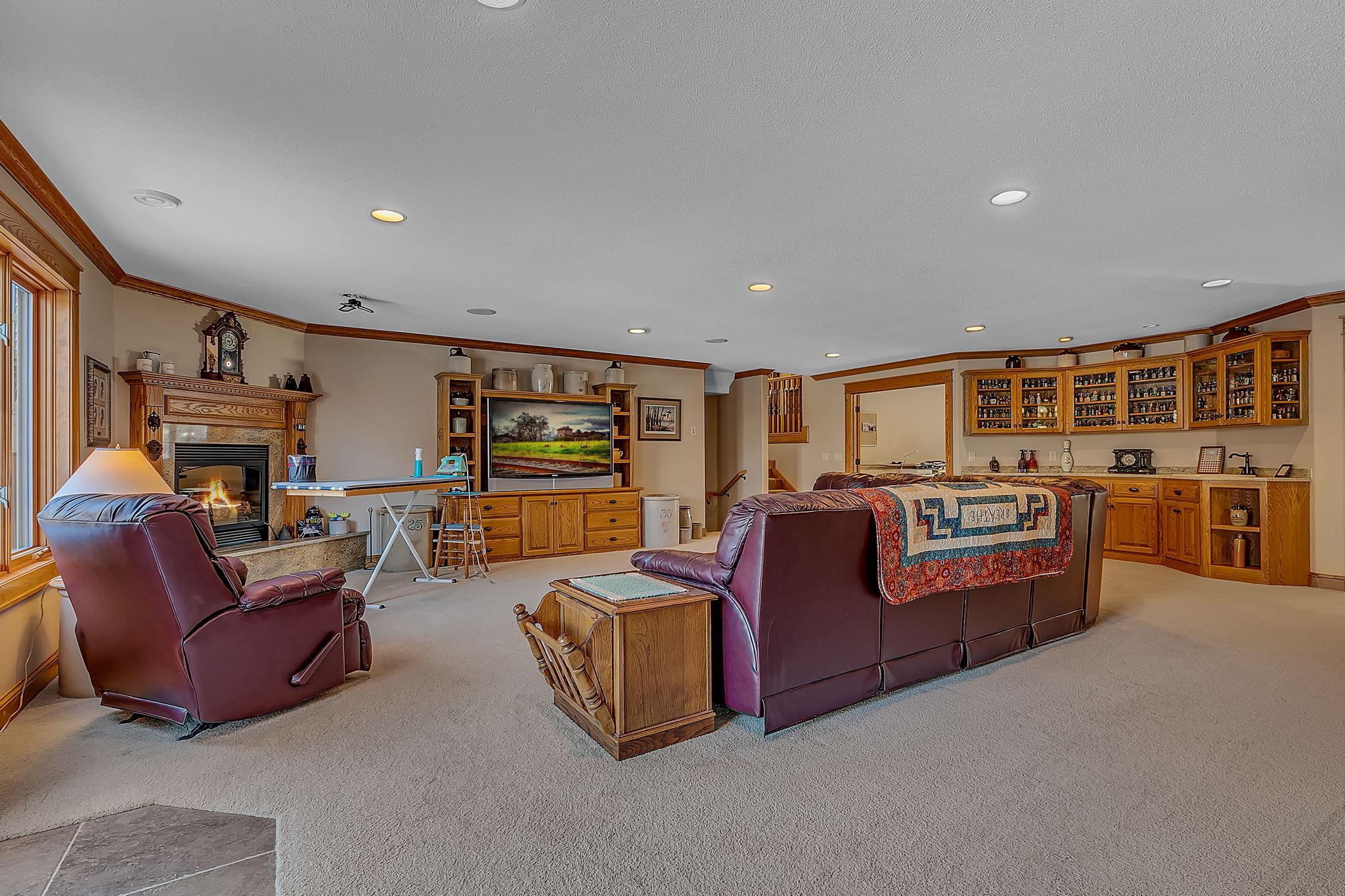 2177 Mill Pond Drive Property Photo 37