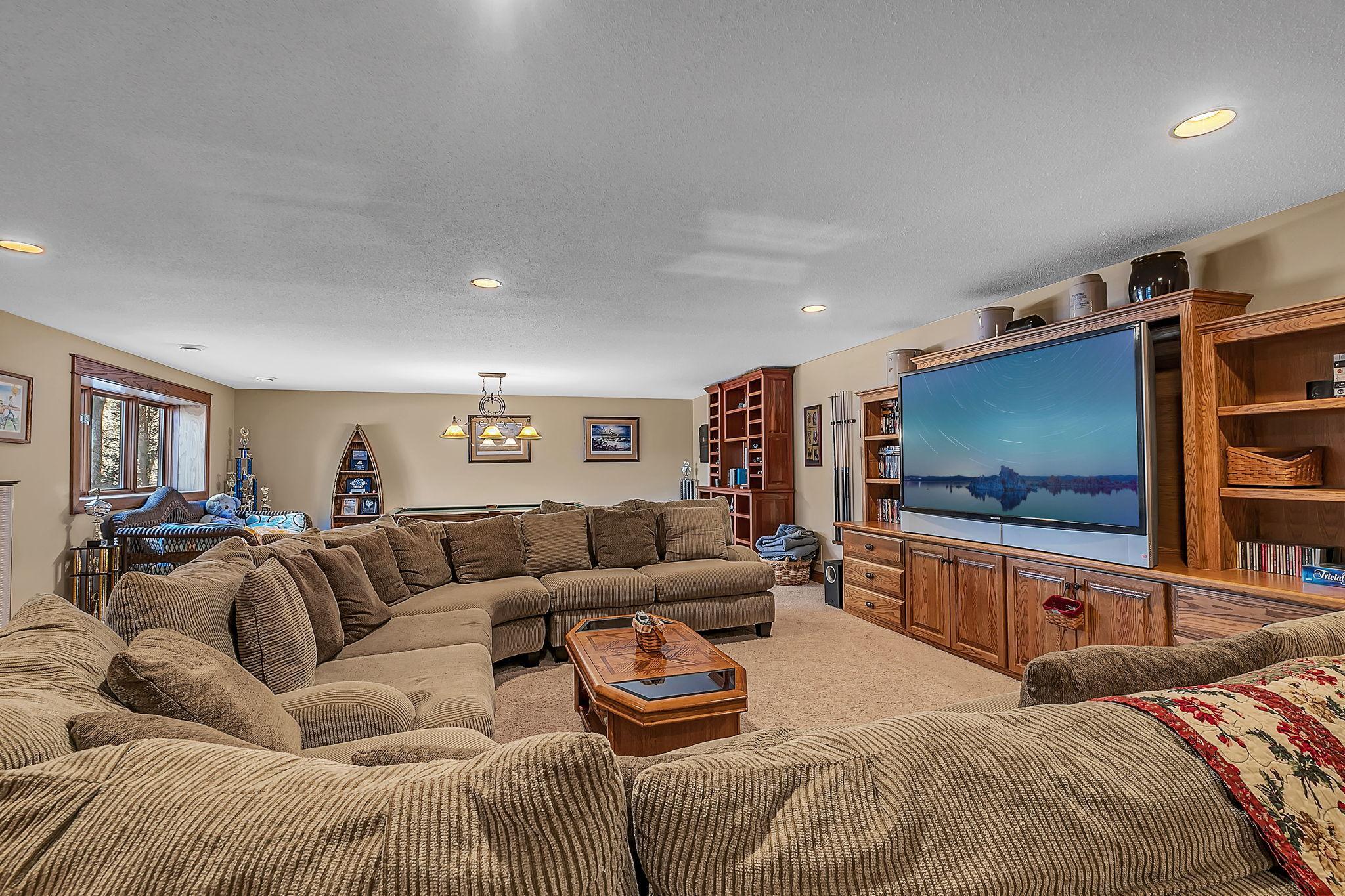 2177 Mill Pond Drive Property Photo 46