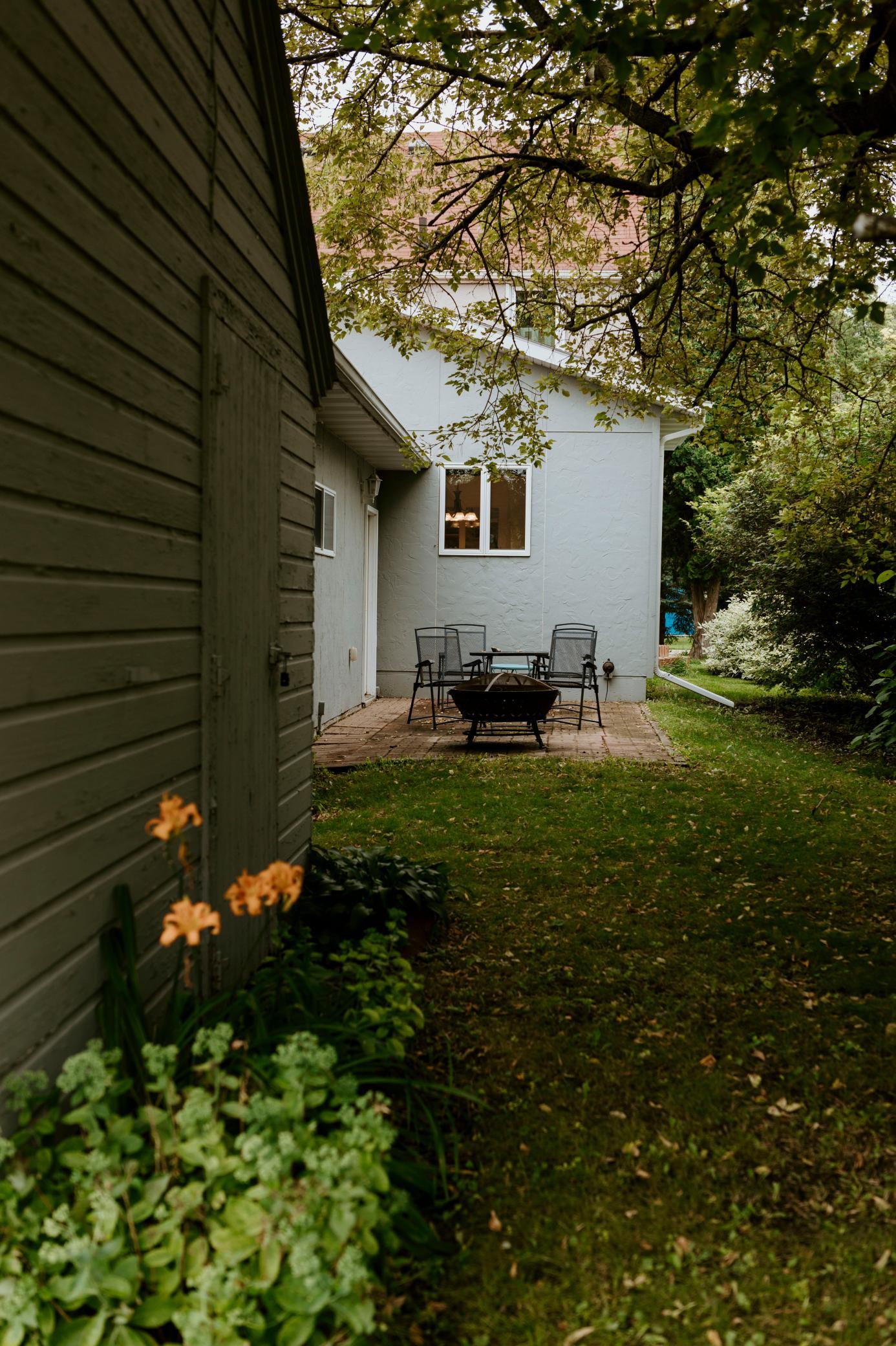 201 2nd Street W Property Photo 11