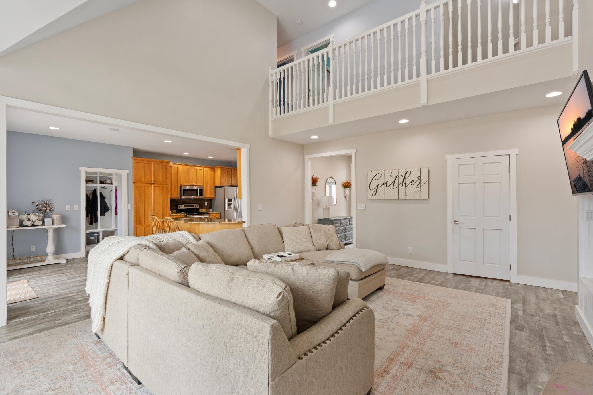 13849 Leaf River Road Property Photo 8