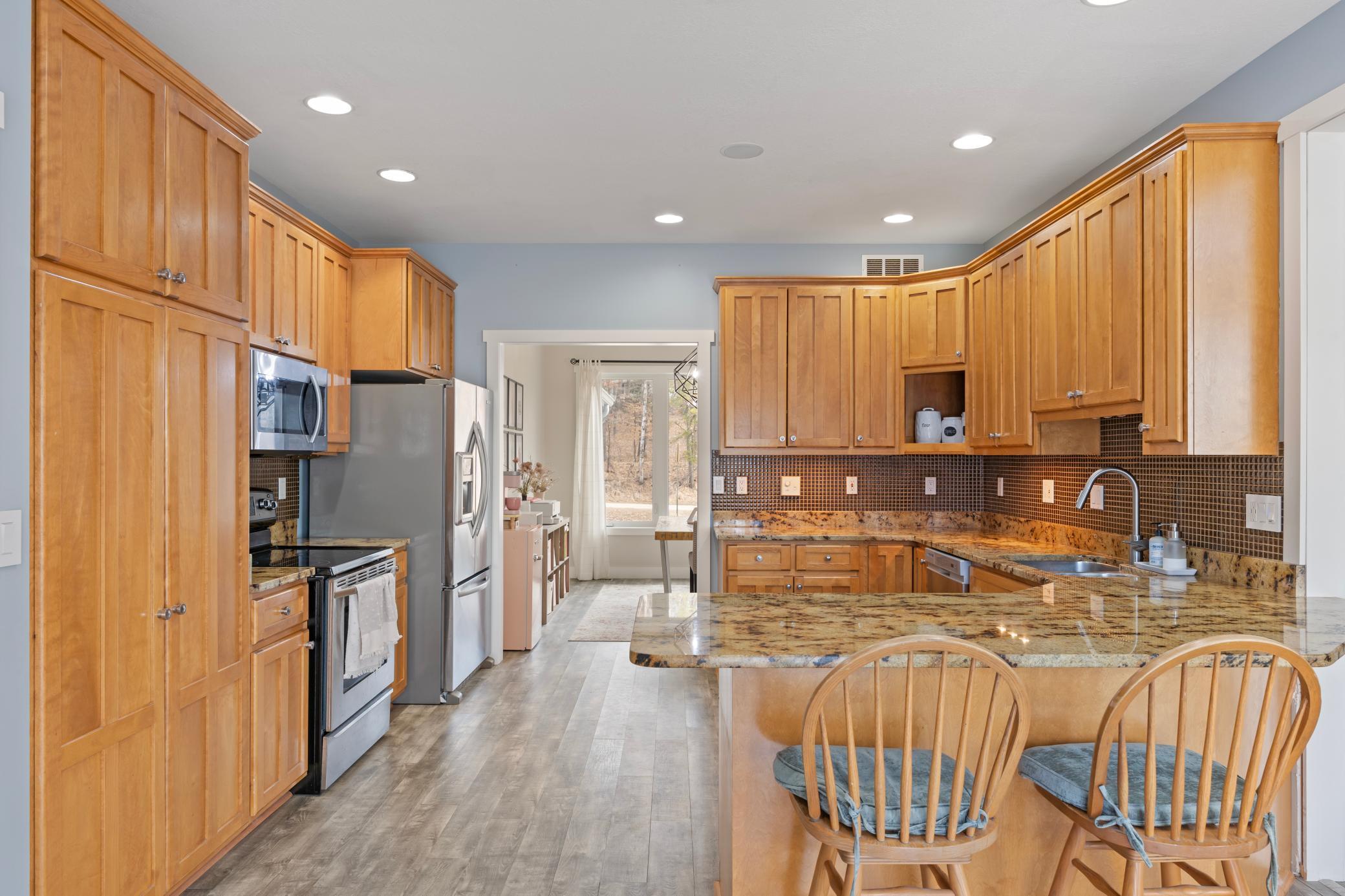 13849 Leaf River Road Property Photo 9