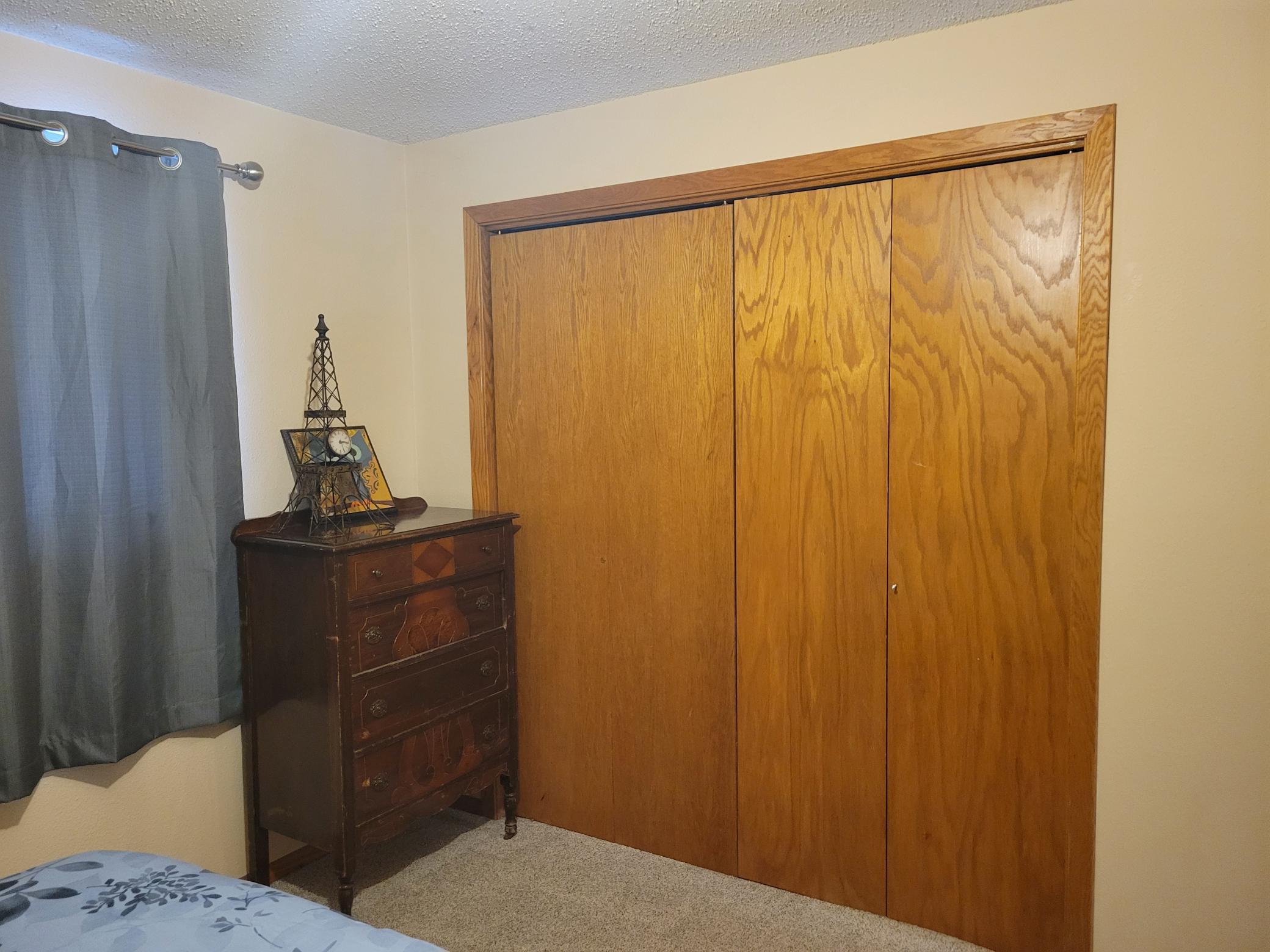 405 Riverside Avenue S Property Photo 14
