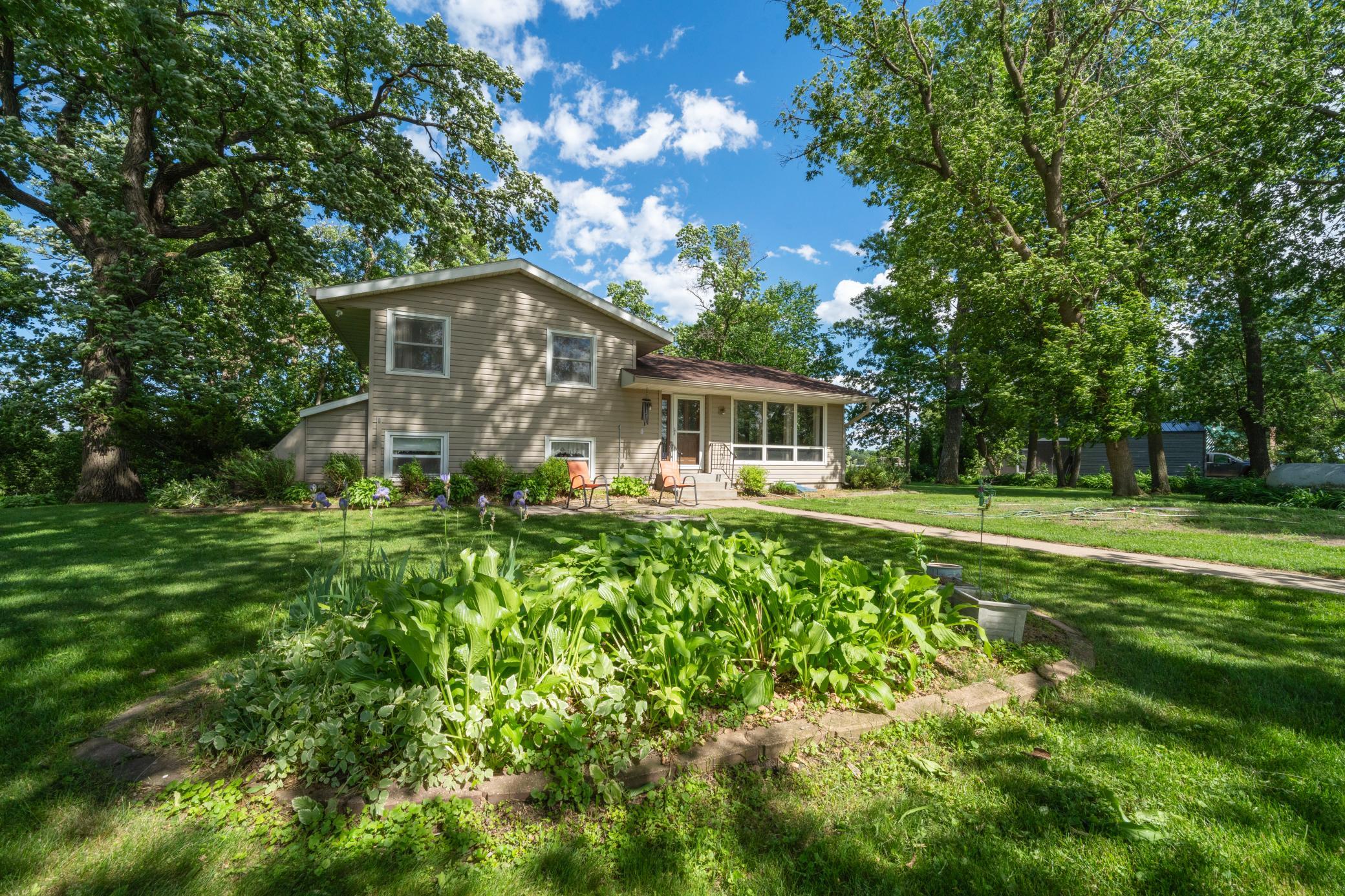 44836 Sauk View Drive Property Photo 1