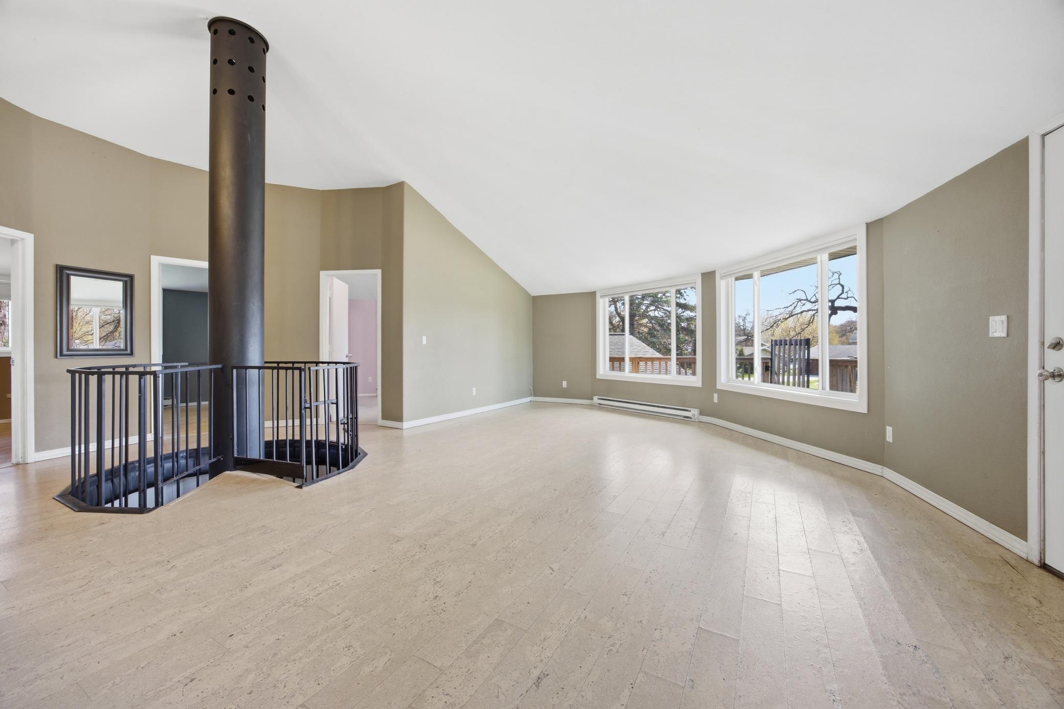1330 Lori Avenue Property Photo 3
