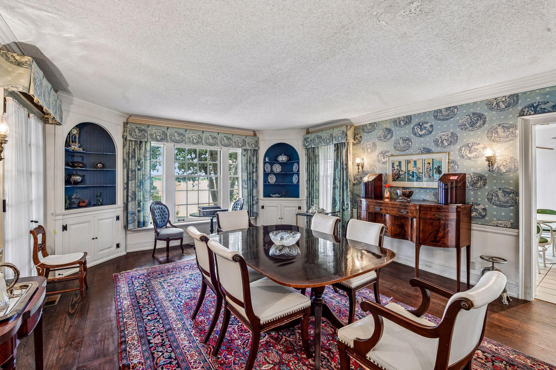 2425 N Shore Drive Property Photo 22