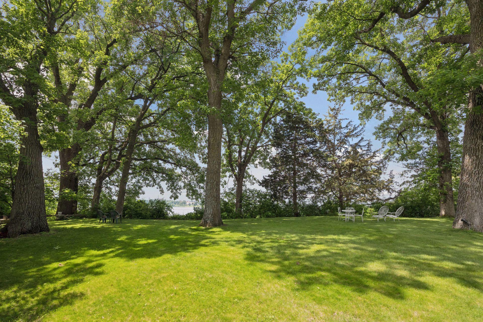 2425 N Shore Drive Property Photo 36
