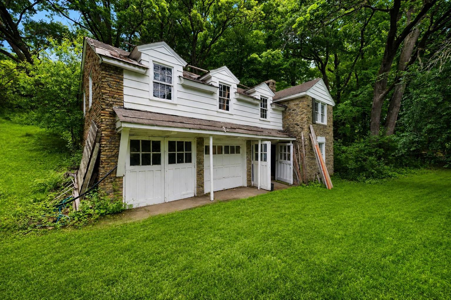 2425 N Shore Drive Property Photo 39