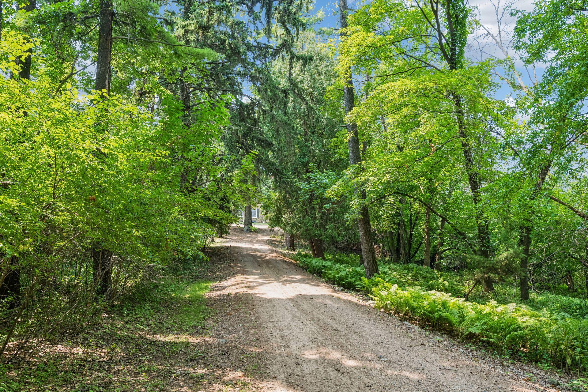 2425 N Shore Drive Property Photo 40