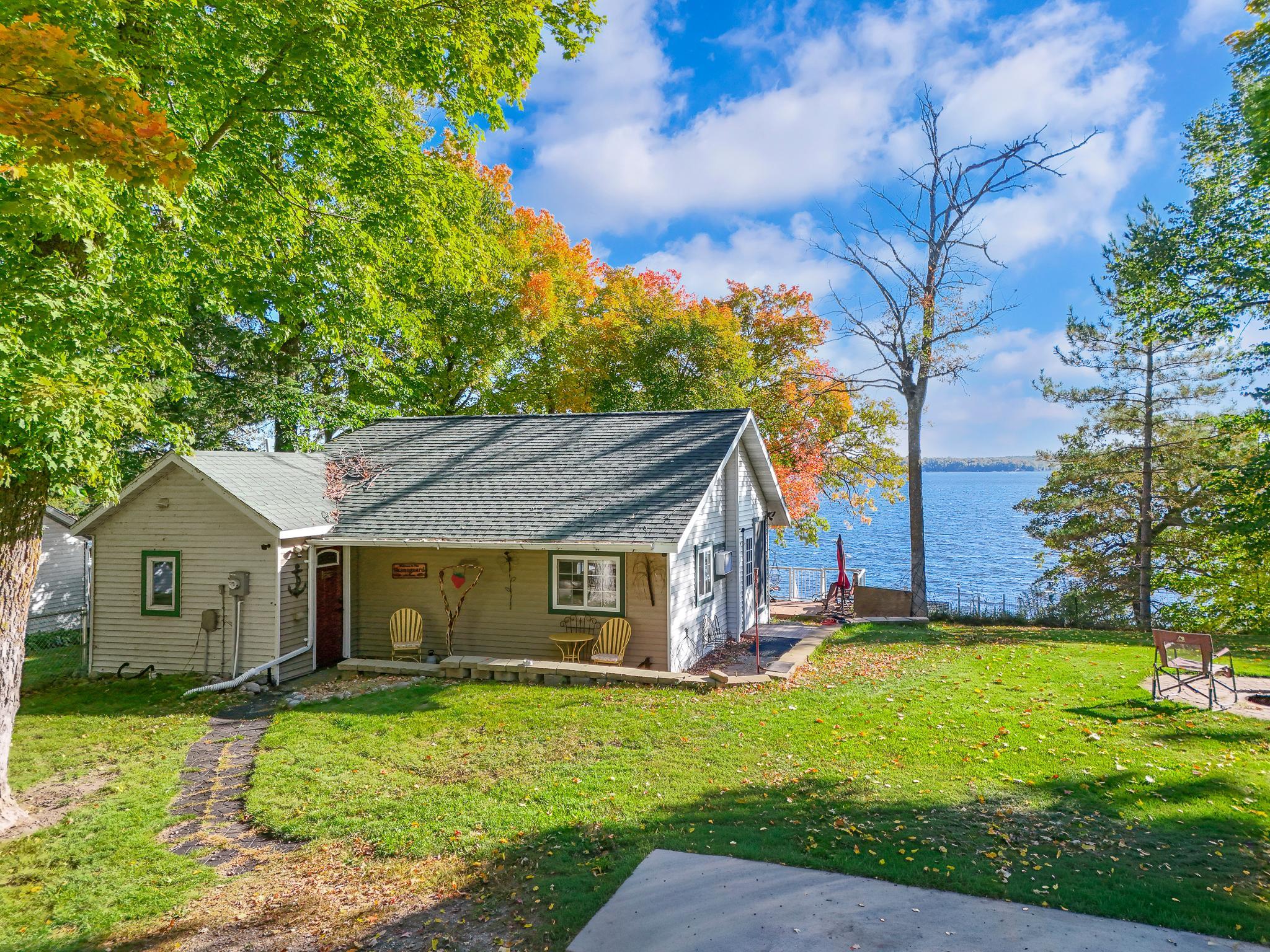 34655 Strawberry Lane N Property Photo 1