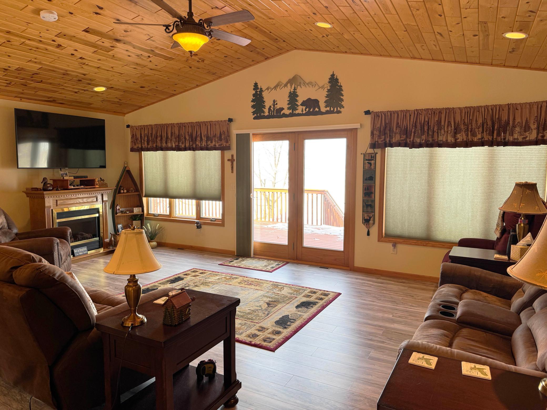 8942 Eyota Way Property Photo 19