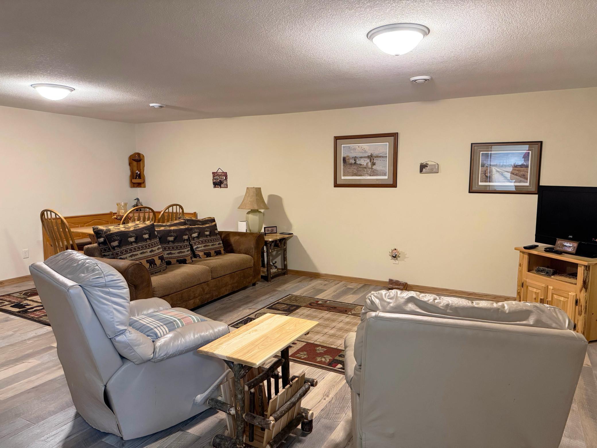 8942 Eyota Way Property Photo 46