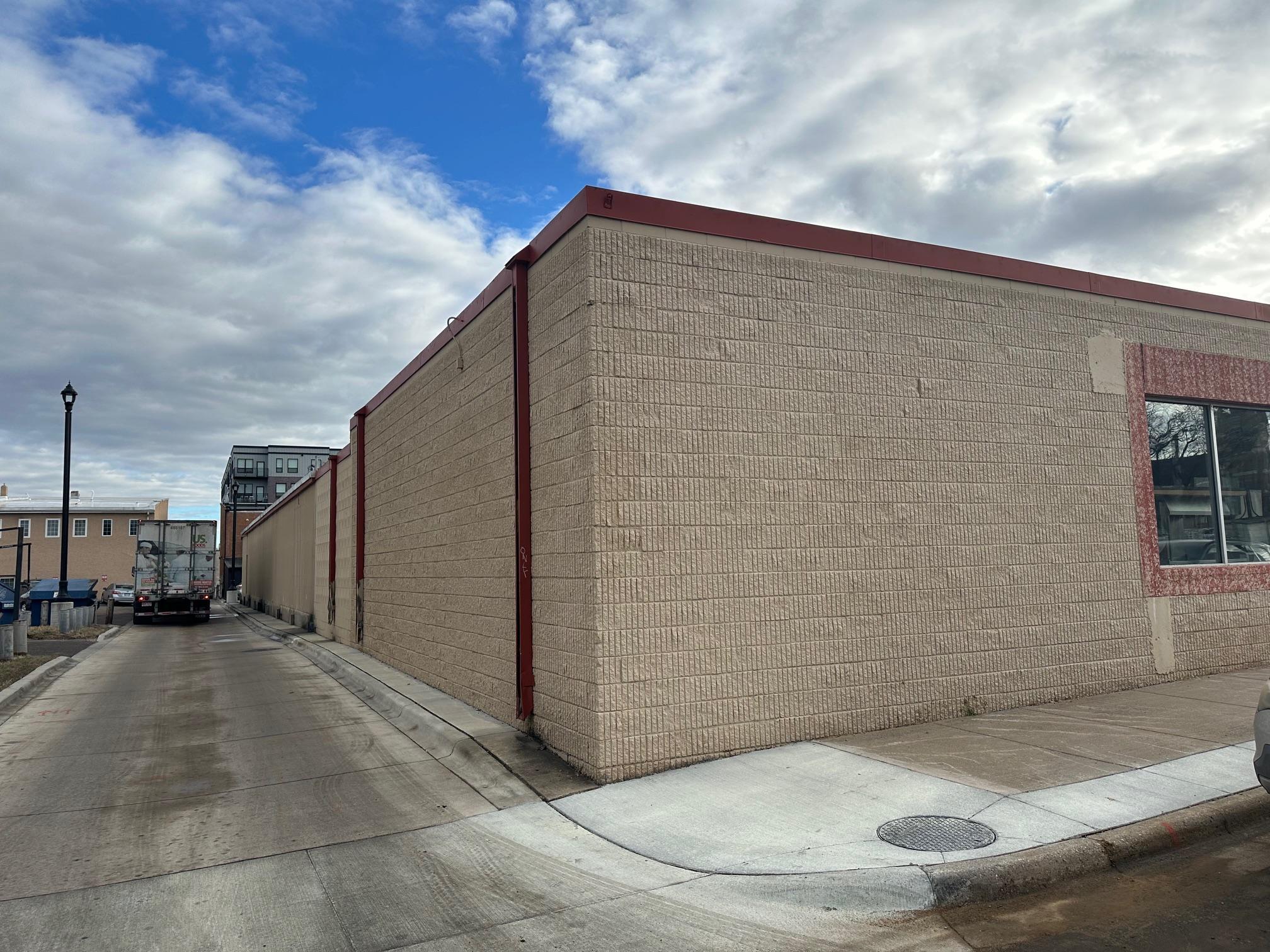 123 2nd Avenue W Property Photo 3