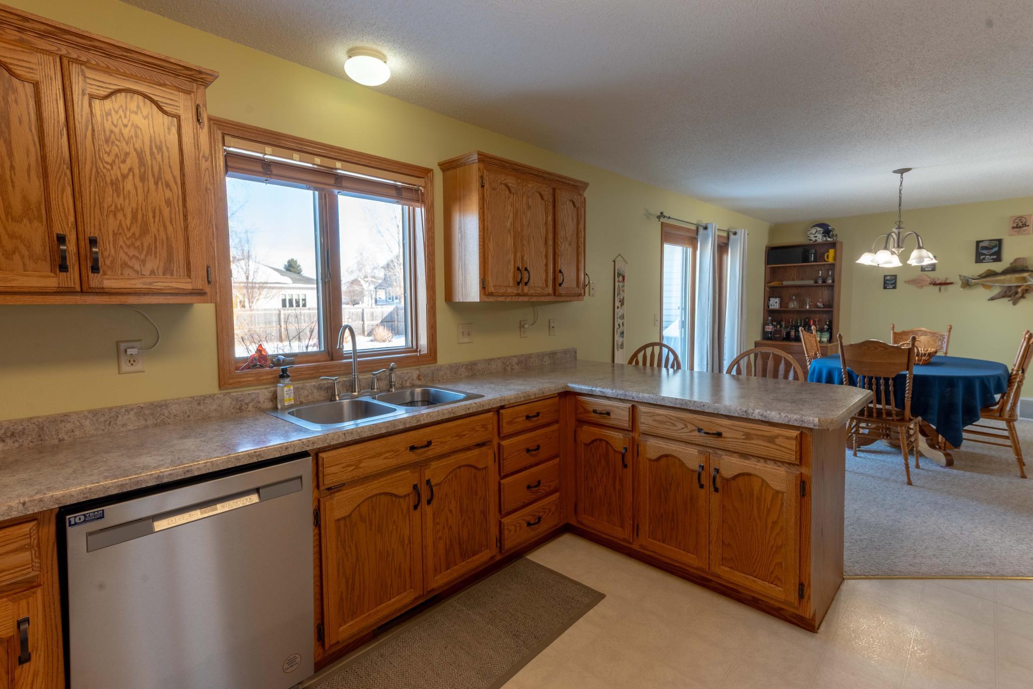 1002 9th Avenue Se Property Photo 9