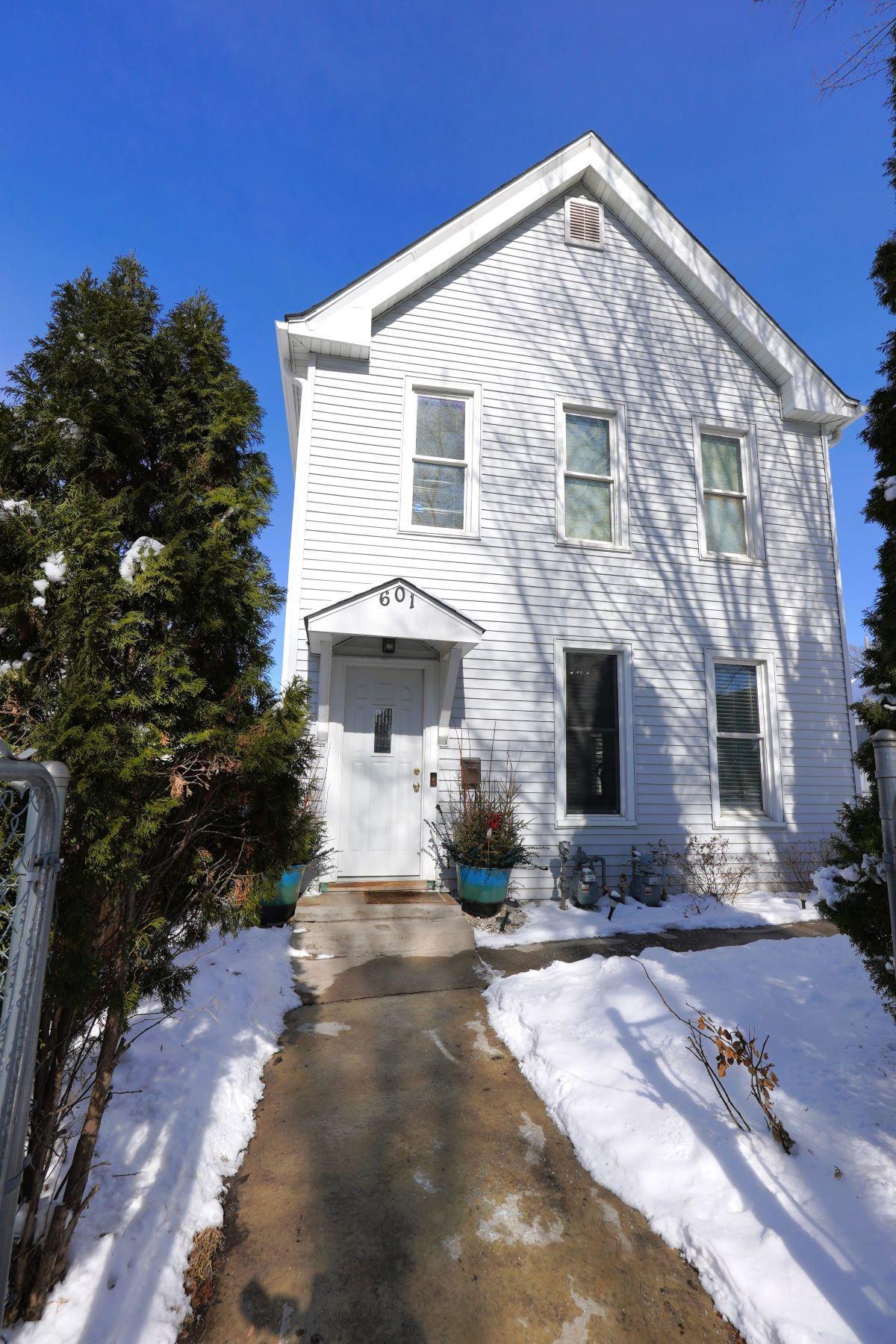 601 Sims Avenue Property Photo 1
