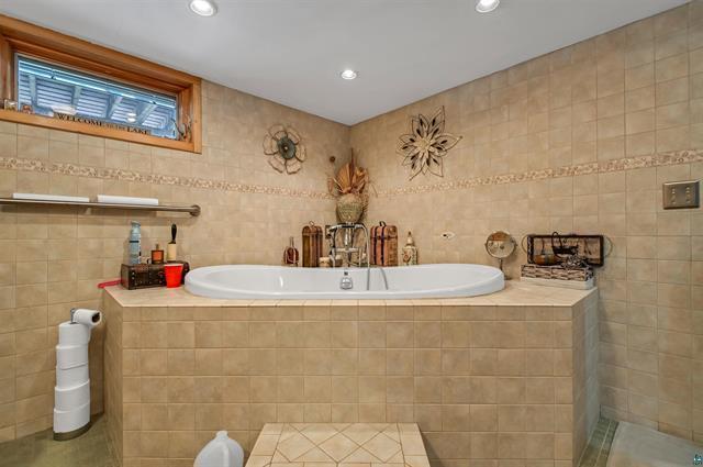 12770 Scenic Drive Property Photo 32