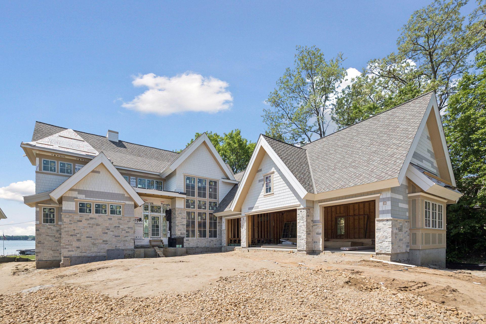 4485 N Shore Drive Property Photo 1