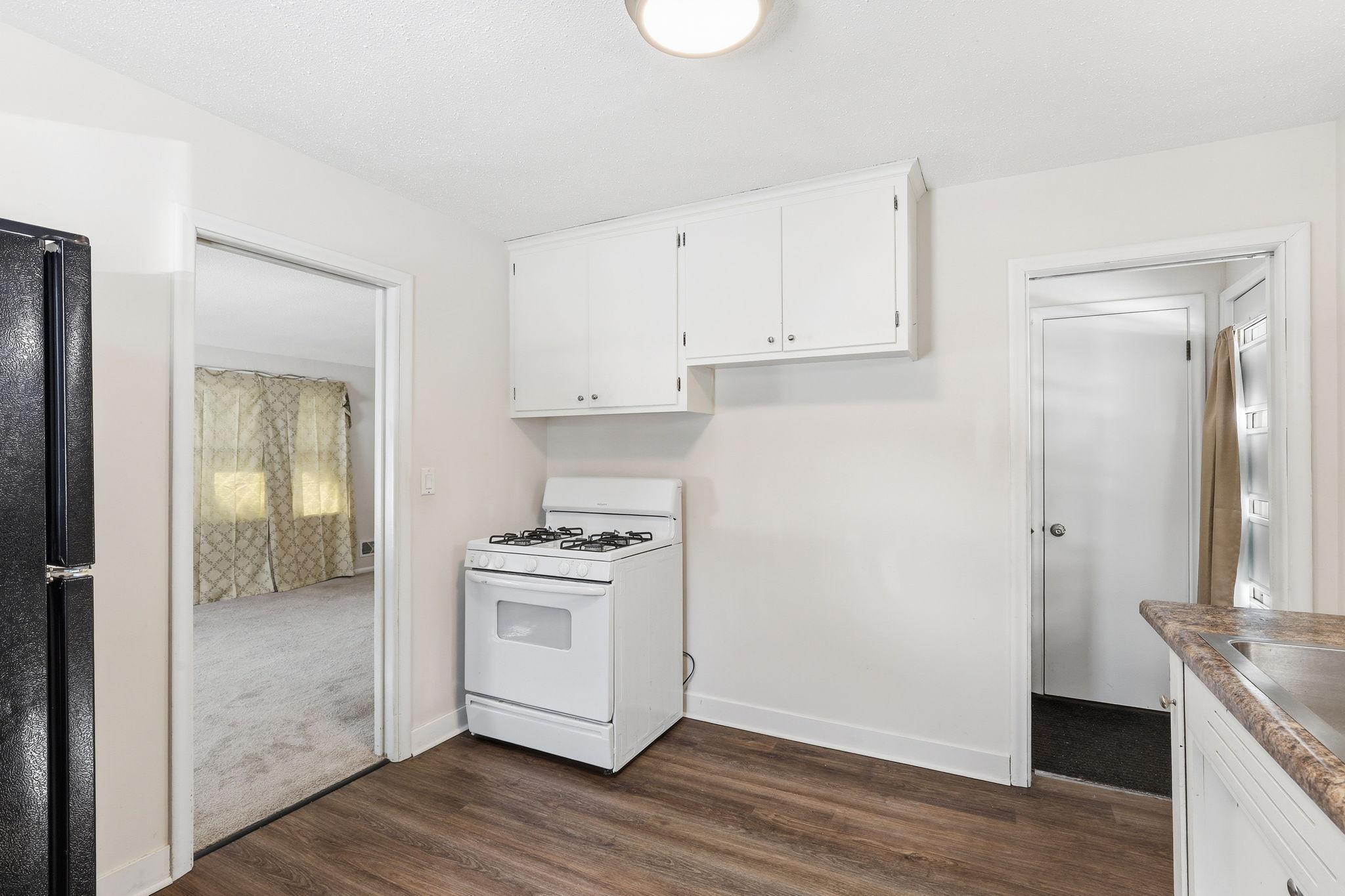 345 Lafond Avenue Property Photo 8
