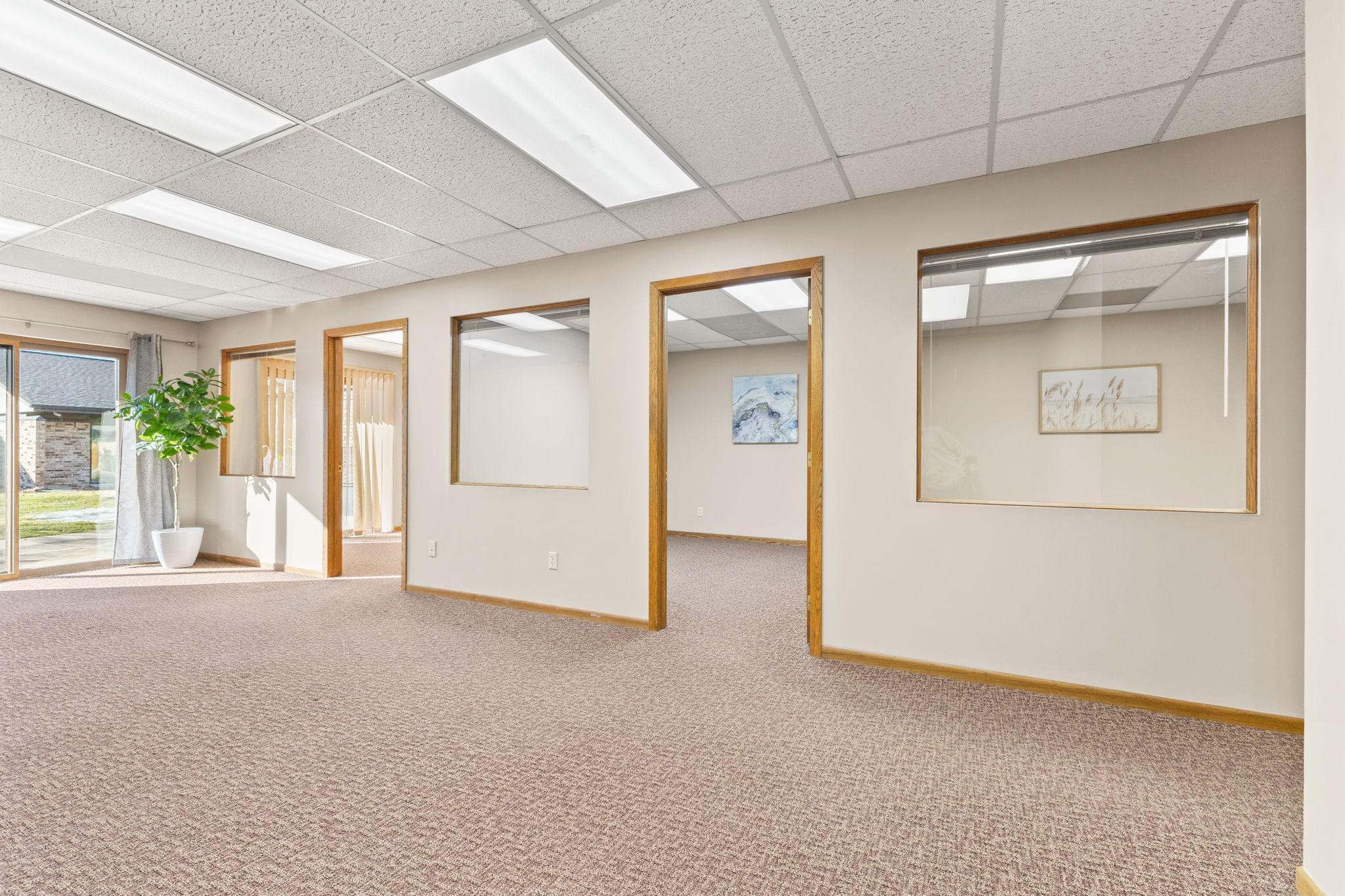 2575 Hamline Avenue N Property Photo 3