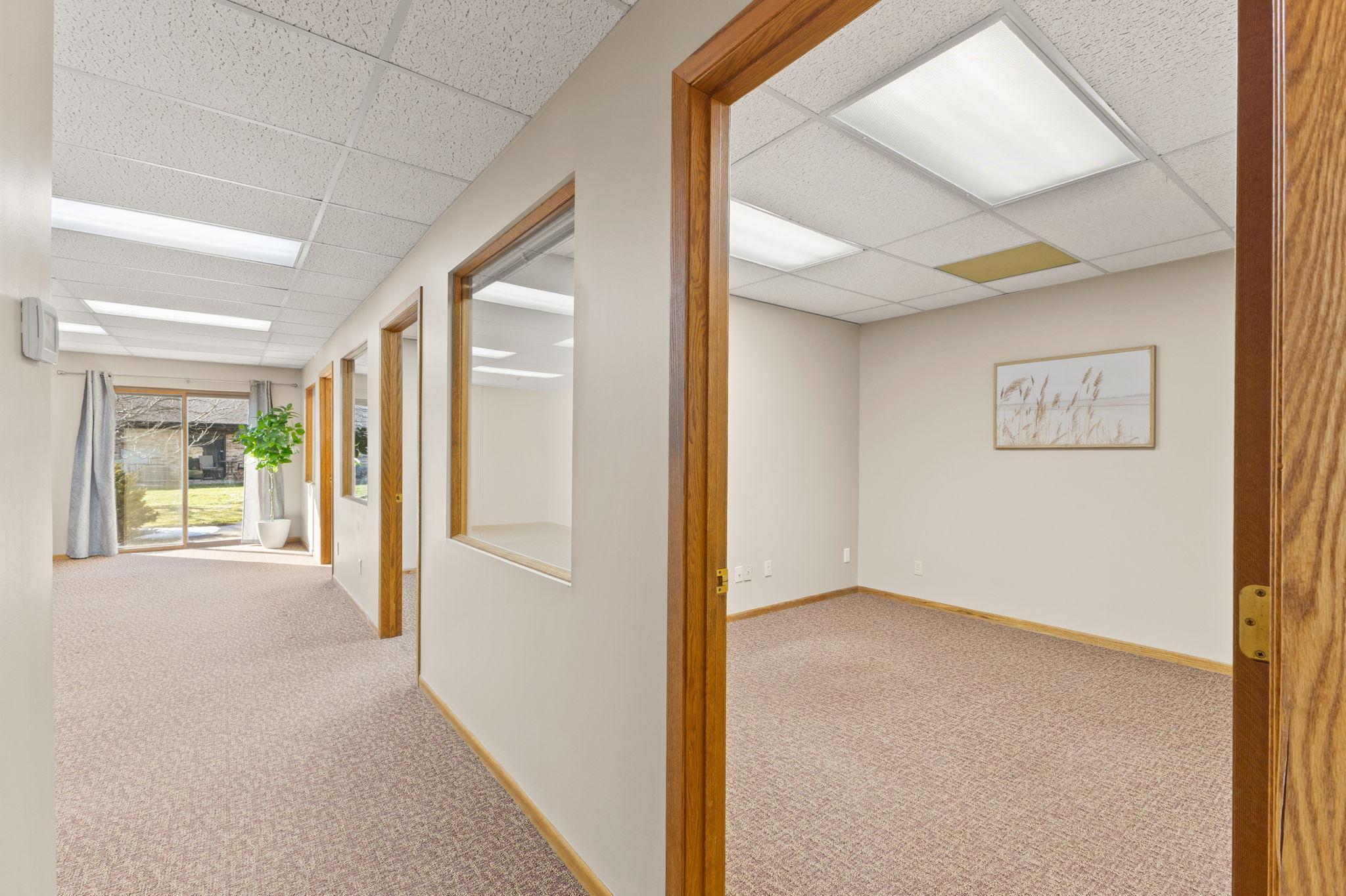 2575 Hamline Avenue N Property Photo 5