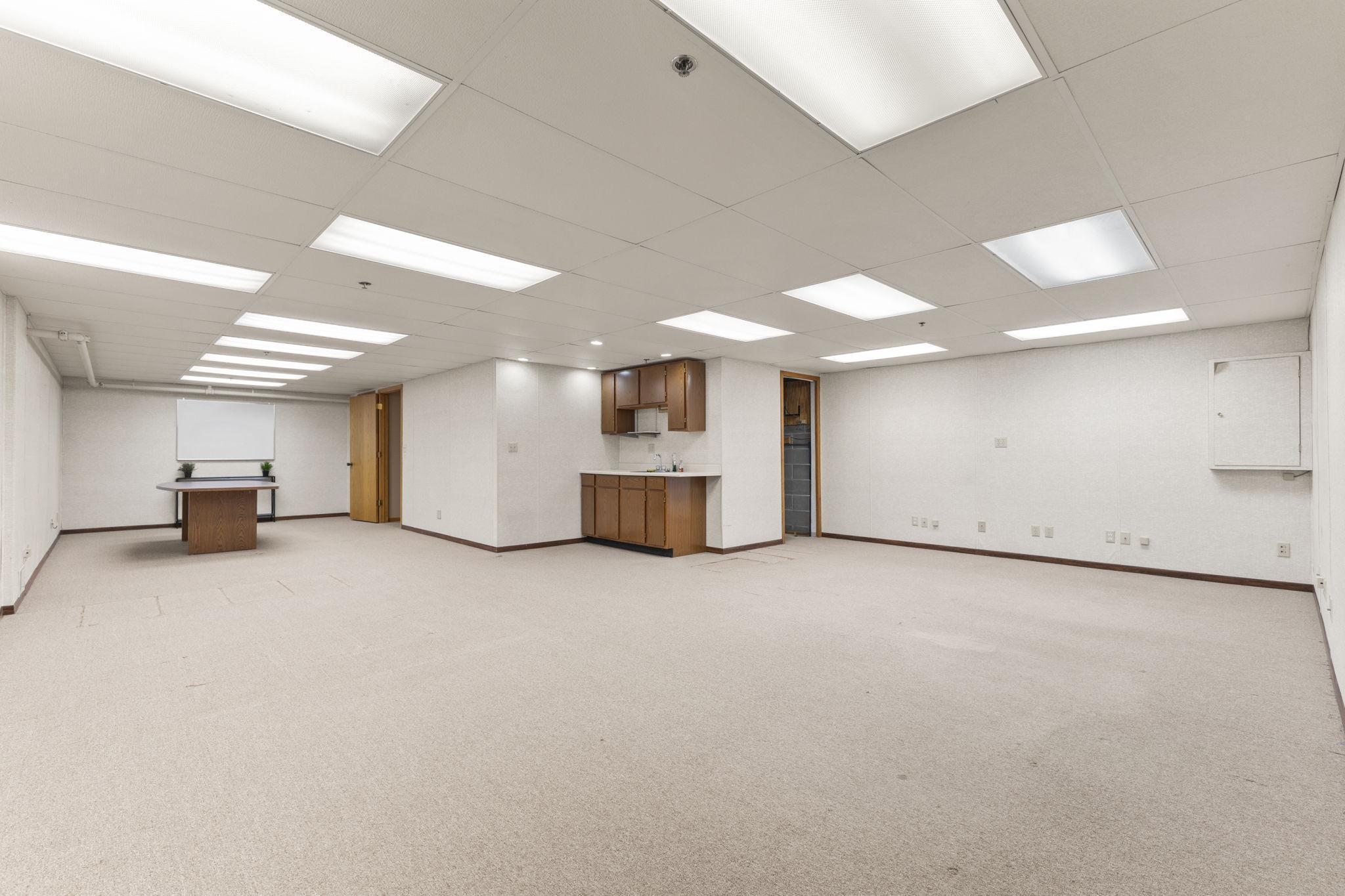 2575 Hamline Avenue N Property Photo 14