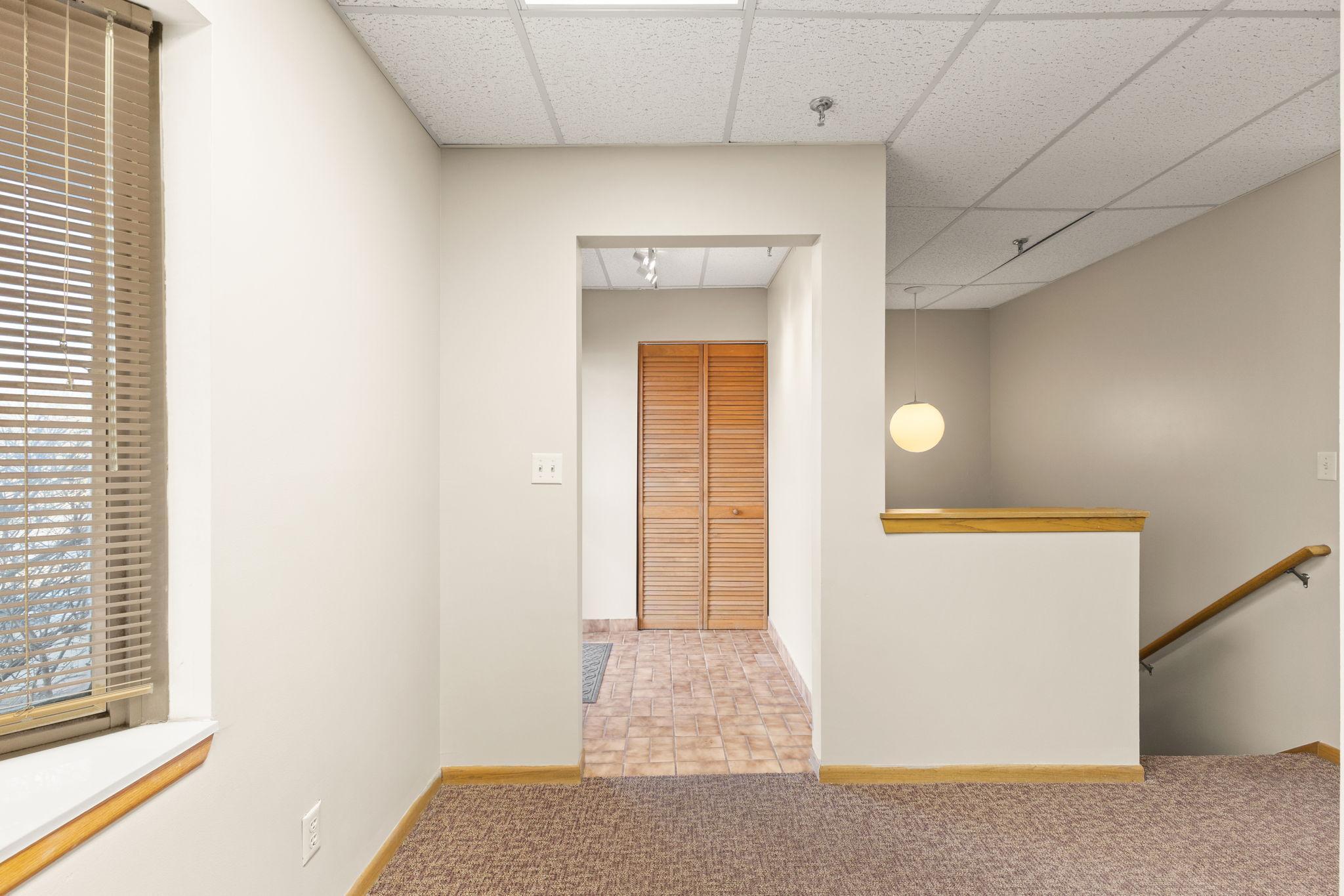 2575 Hamline Avenue N Property Photo 17