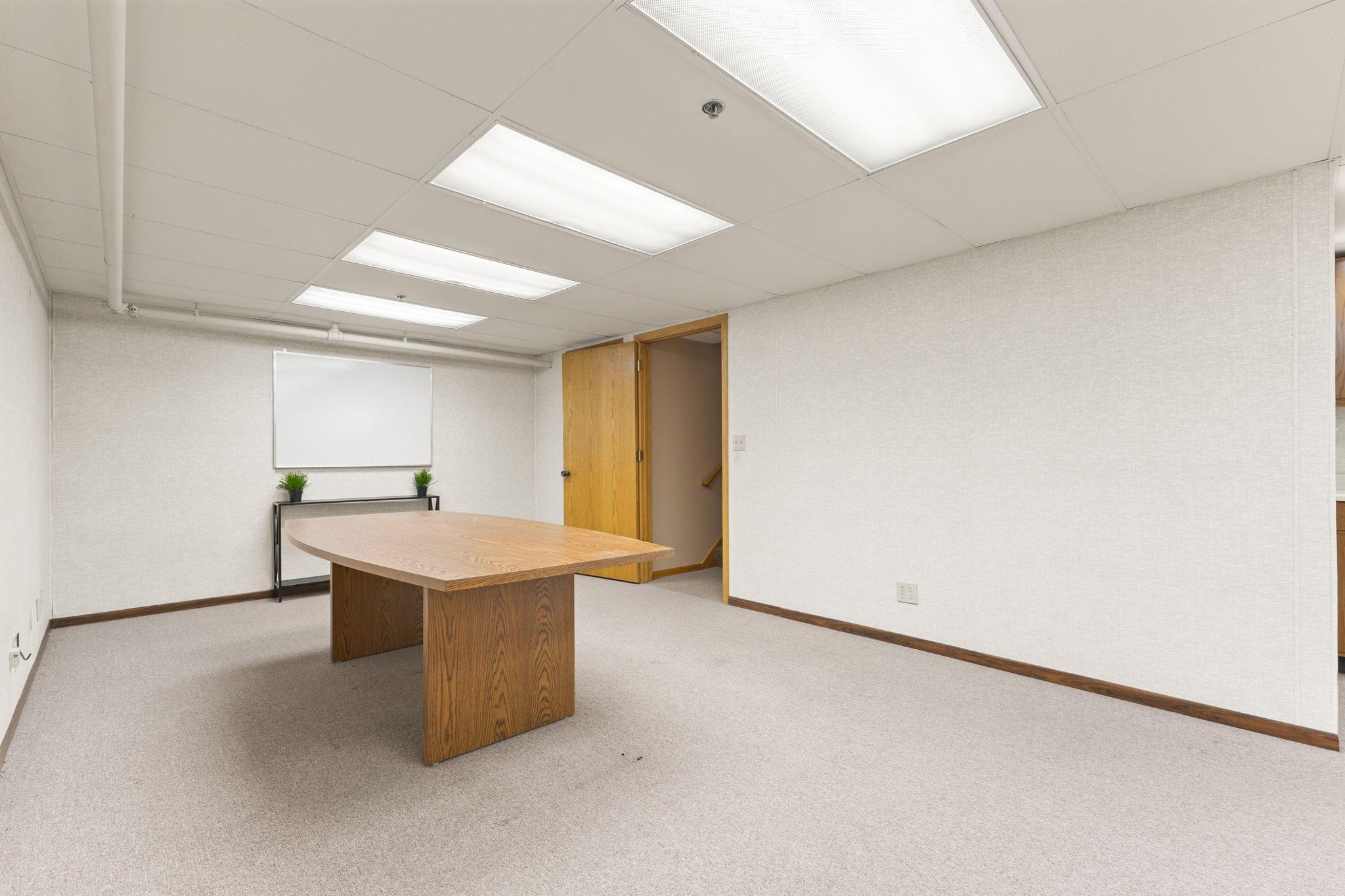 2575 Hamline Avenue N Property Photo 18