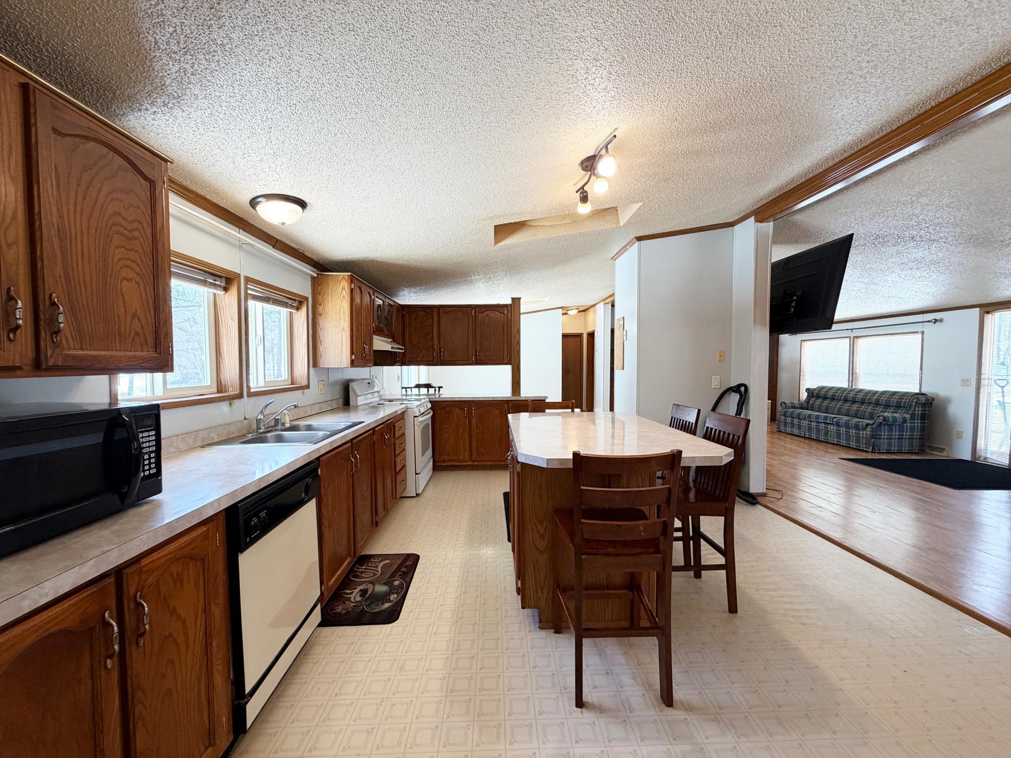 2939 18 3/4 Street Property Photo 6