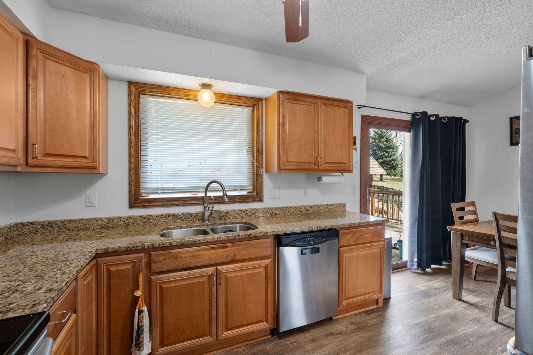4100 Jordan Avenue N Property Photo 12