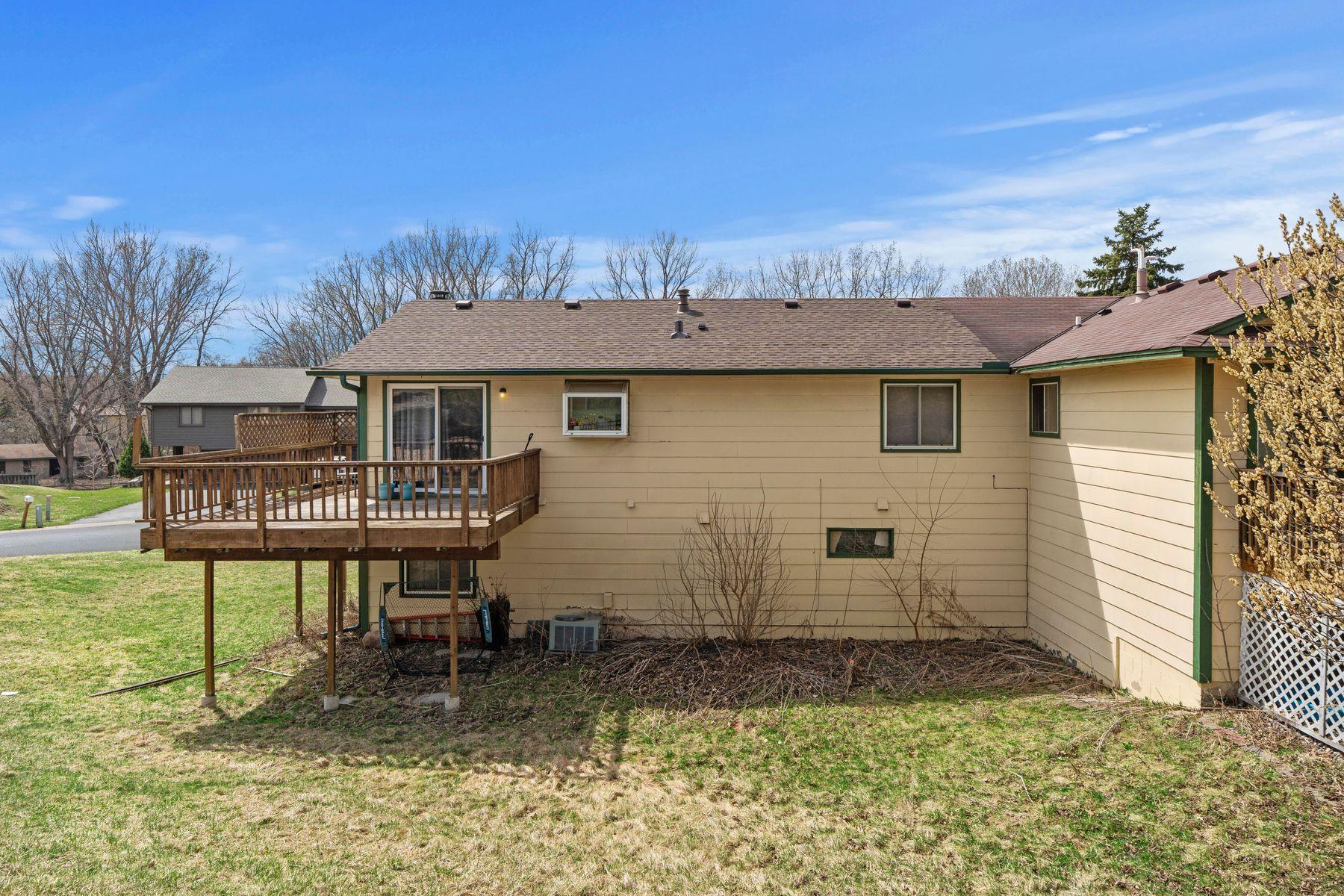 4100 Jordan Avenue N Property Photo 23