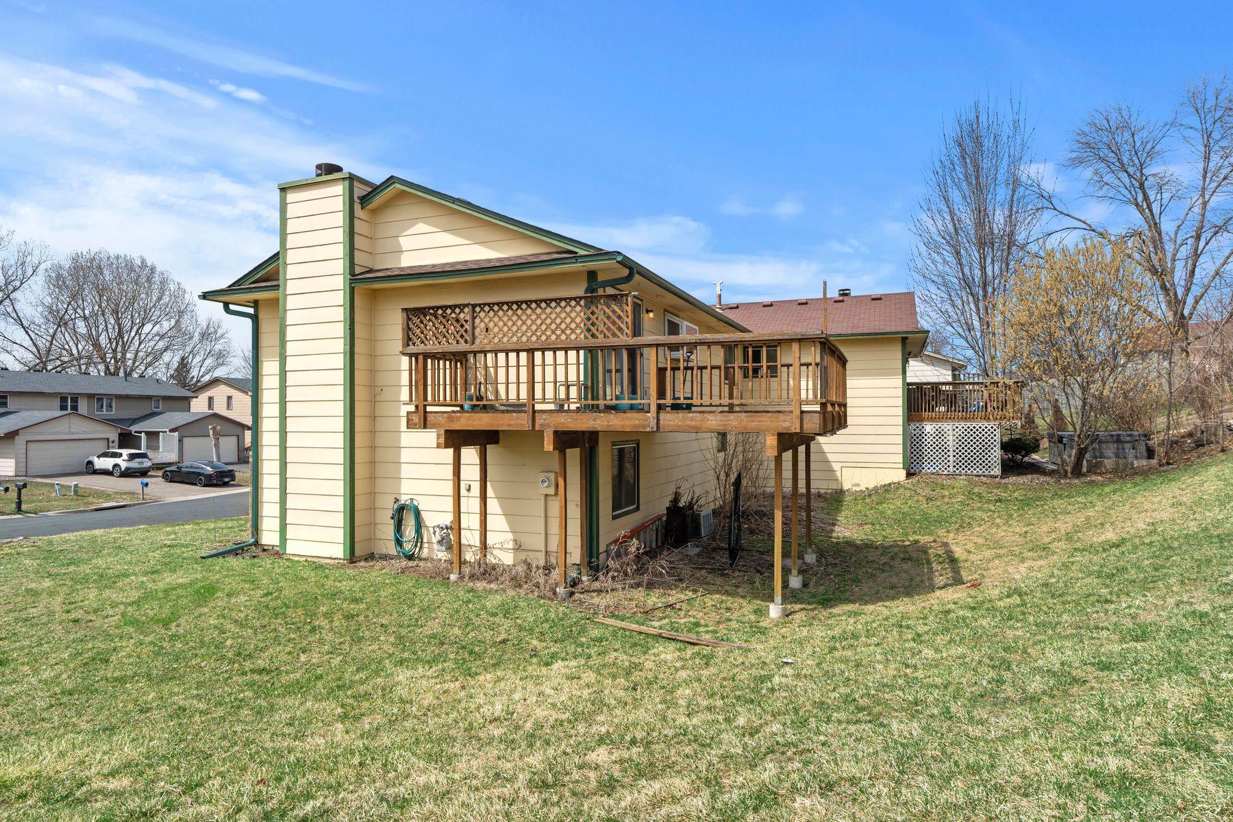 4100 Jordan Avenue N Property Photo 24