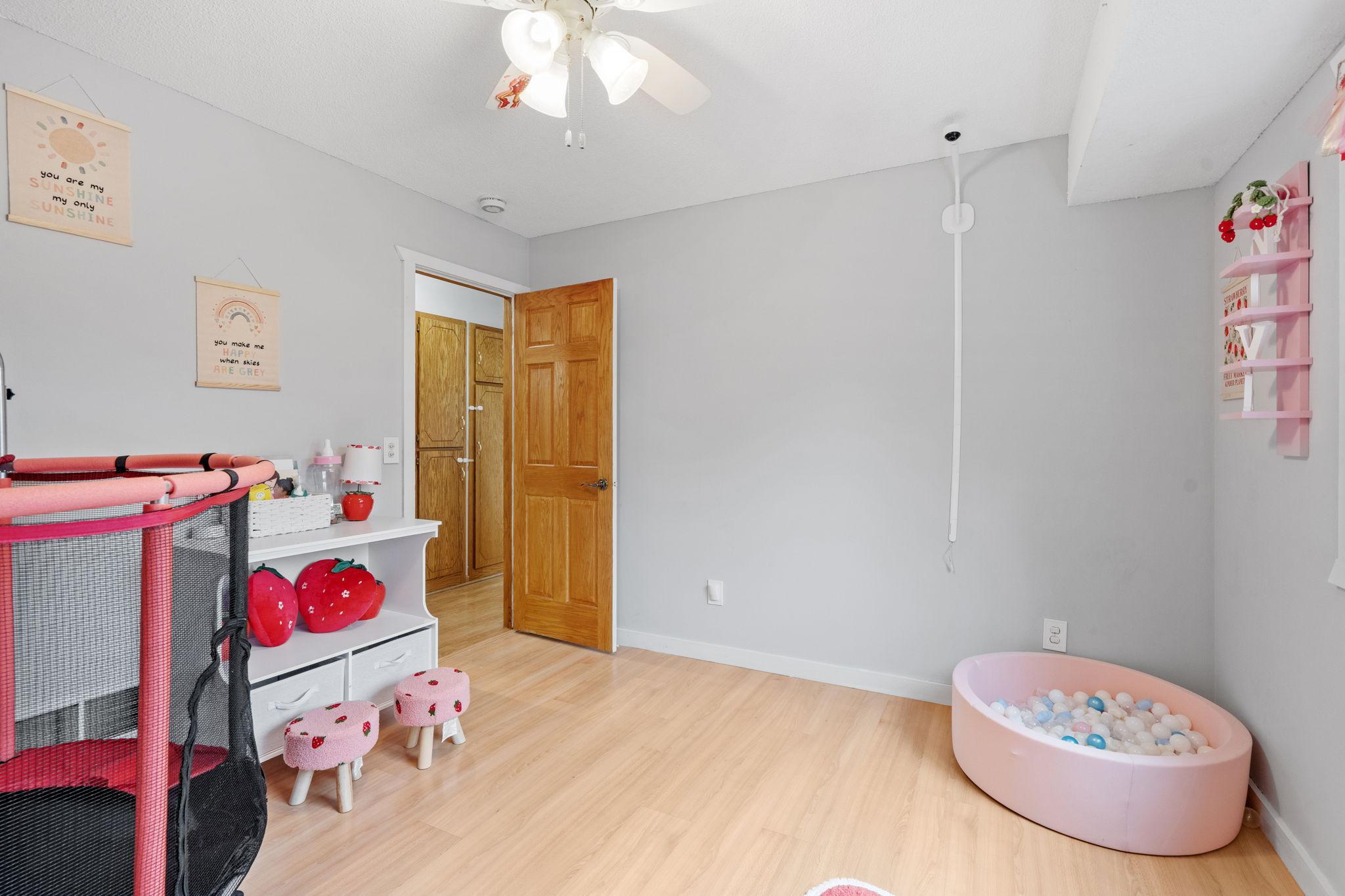 3411 E Mineral Pond Boulevard Property Photo 17