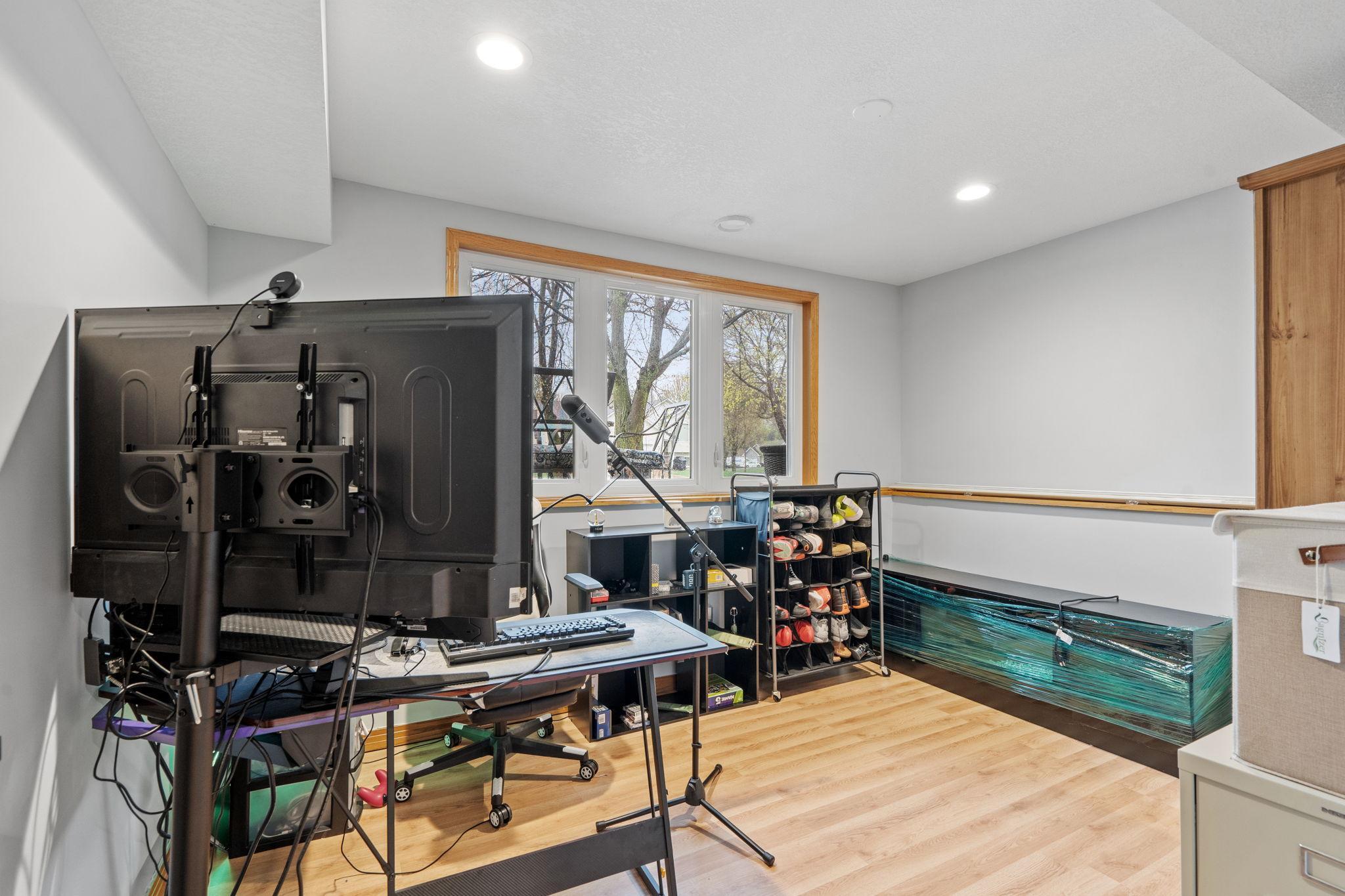 3411 E Mineral Pond Boulevard Property Photo 27