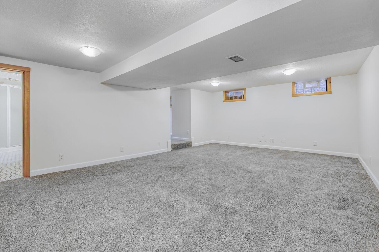 3917 Garfield Avenue Property Photo 10